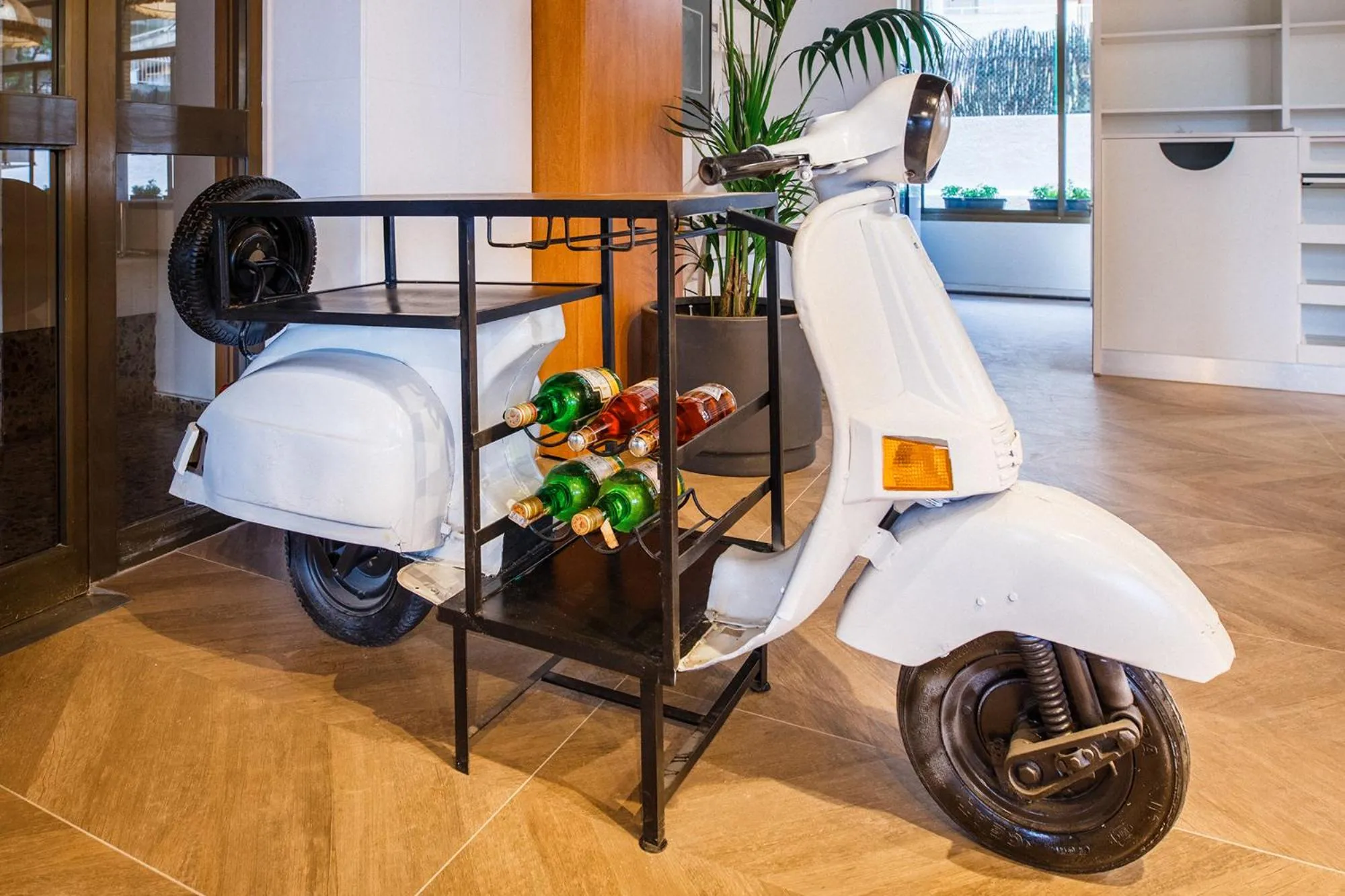 Restaurant/places to eat in Hotel Jaime I