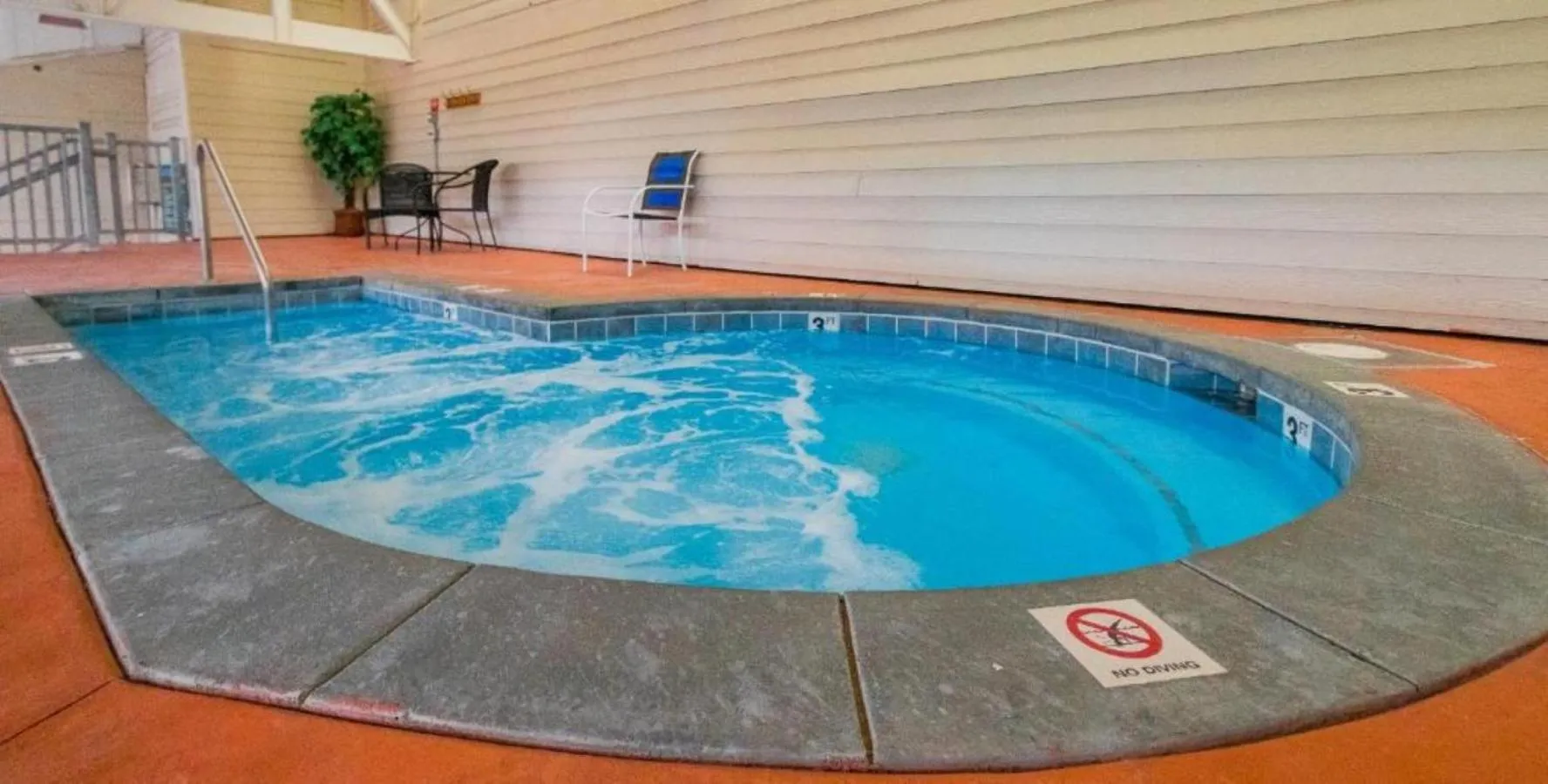 Hot Tub in Skiers Lodge