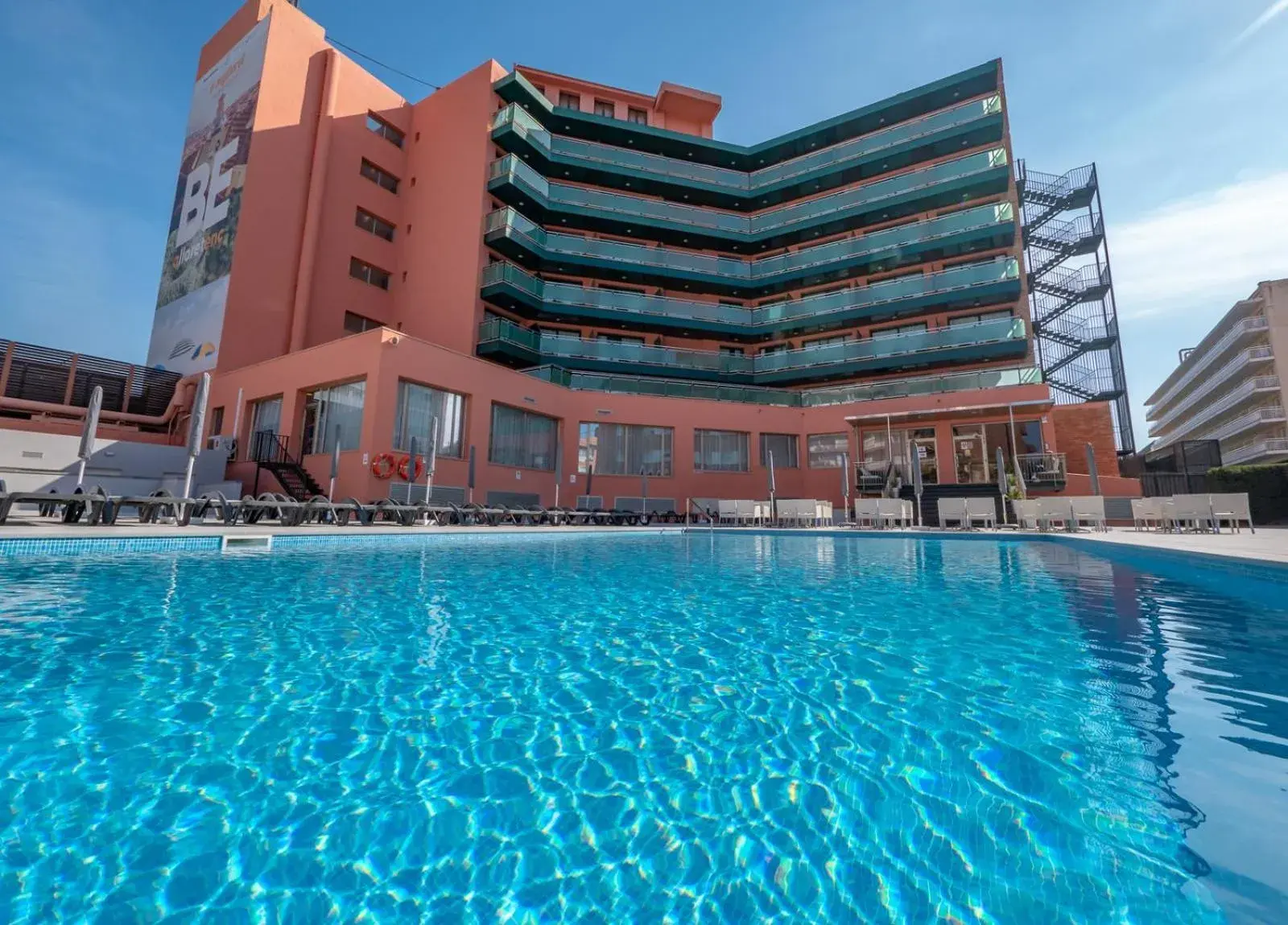 Property building in Fenals Garden Property building in Fenals Garden