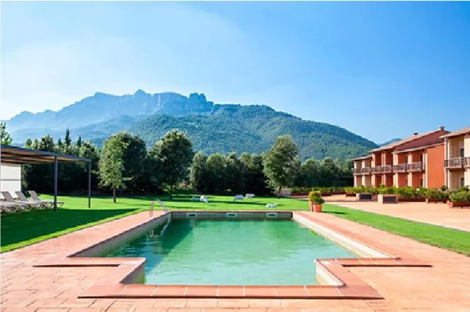 Property building in Hotel Vall de Bas