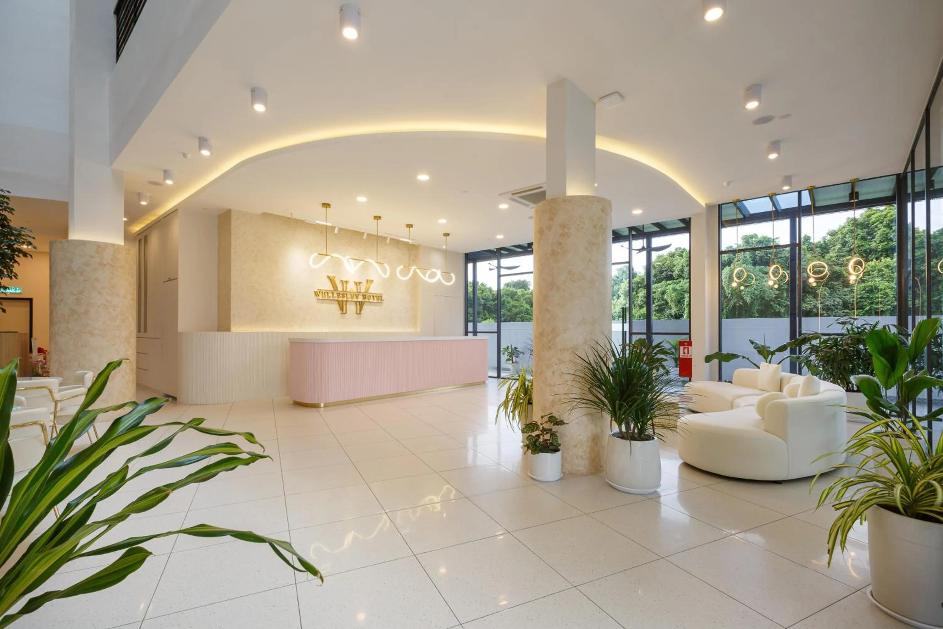 Lobby or reception in Wellesley Hotel