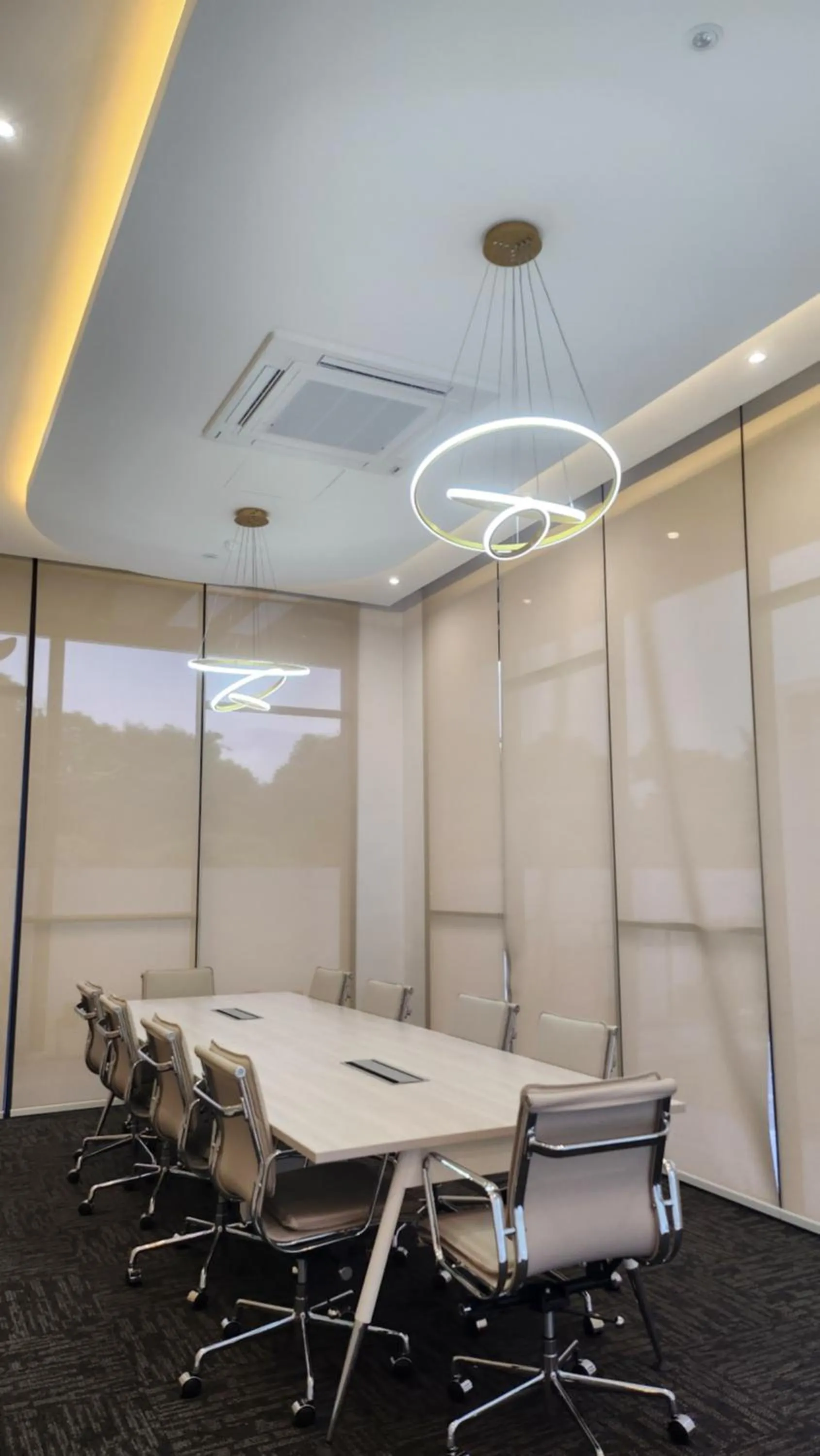 Meeting/conference room in Wellesley Hotel