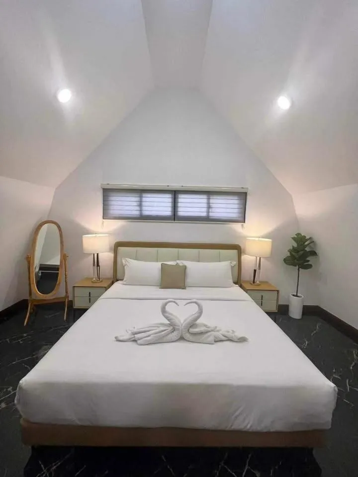 Aurora Villas and Cabin Resort