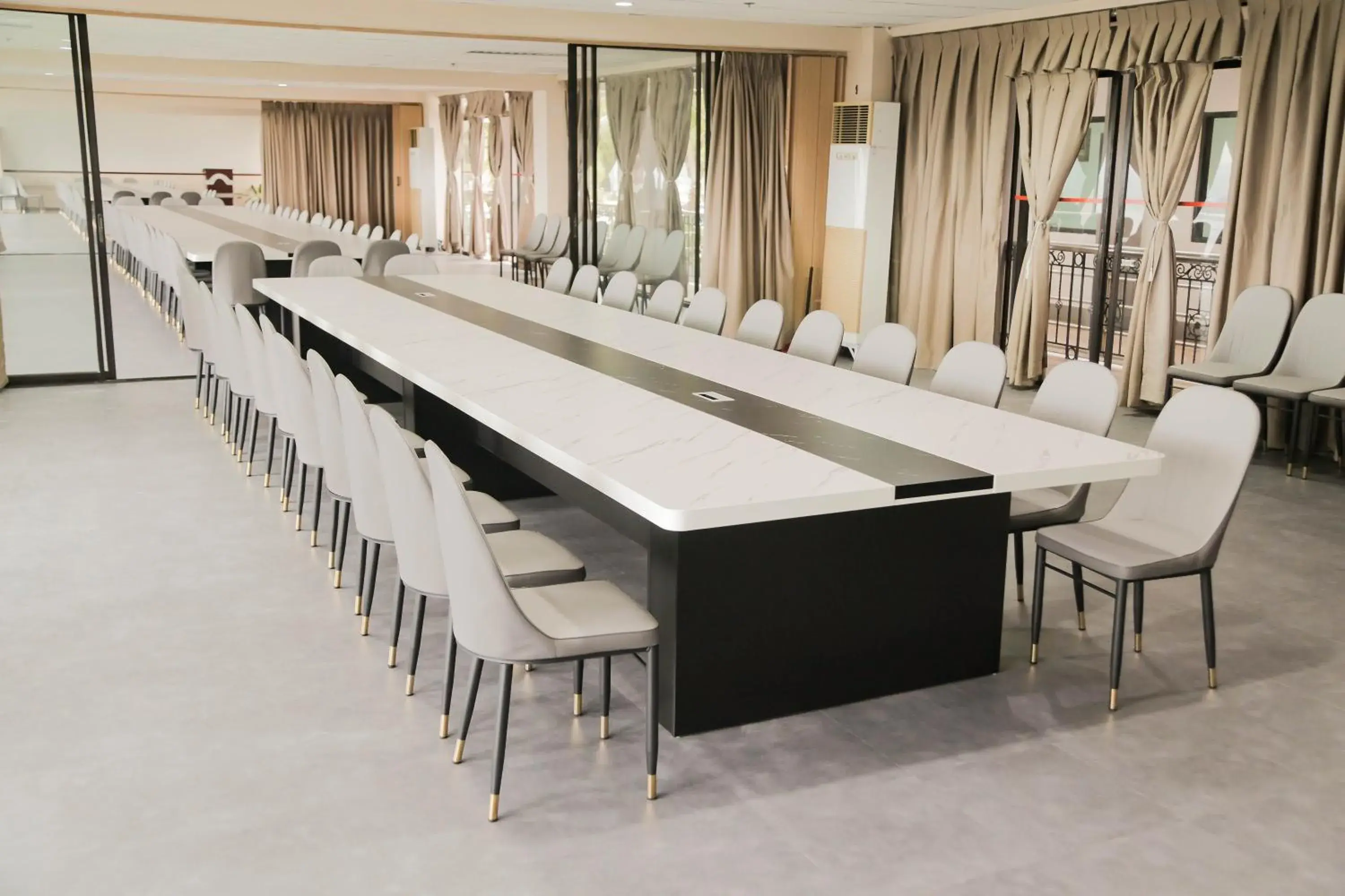 Meeting/conference room in Bohol Plaza Mountain Resort and Restaurant Meeting/conference room in Bohol Plaza Mountain Resort and Restaurant