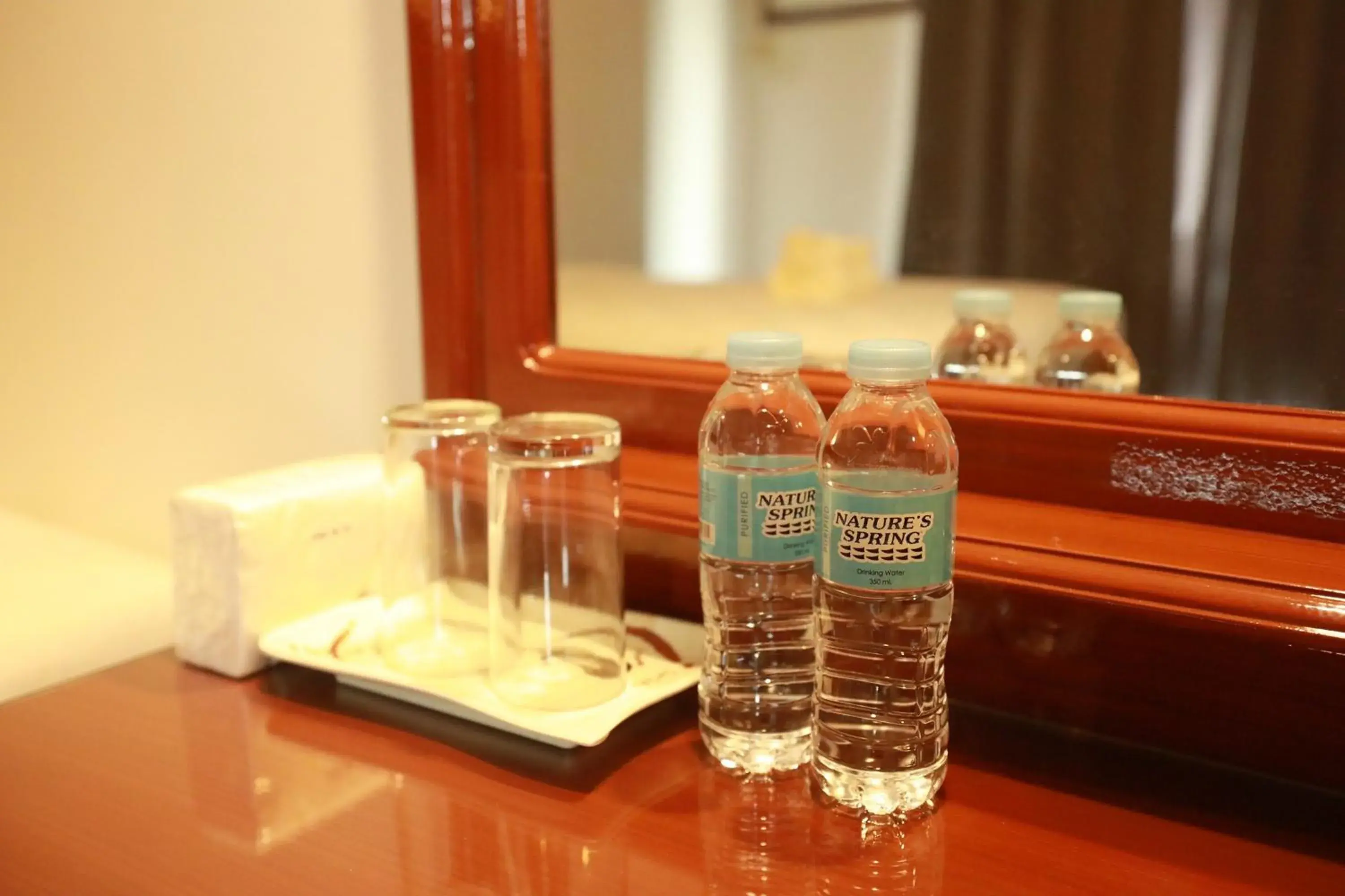 Bedroom in Bohol Plaza Mountain Resort and Restaurant Bedroom in Bohol Plaza Mountain Resort and Restaurant