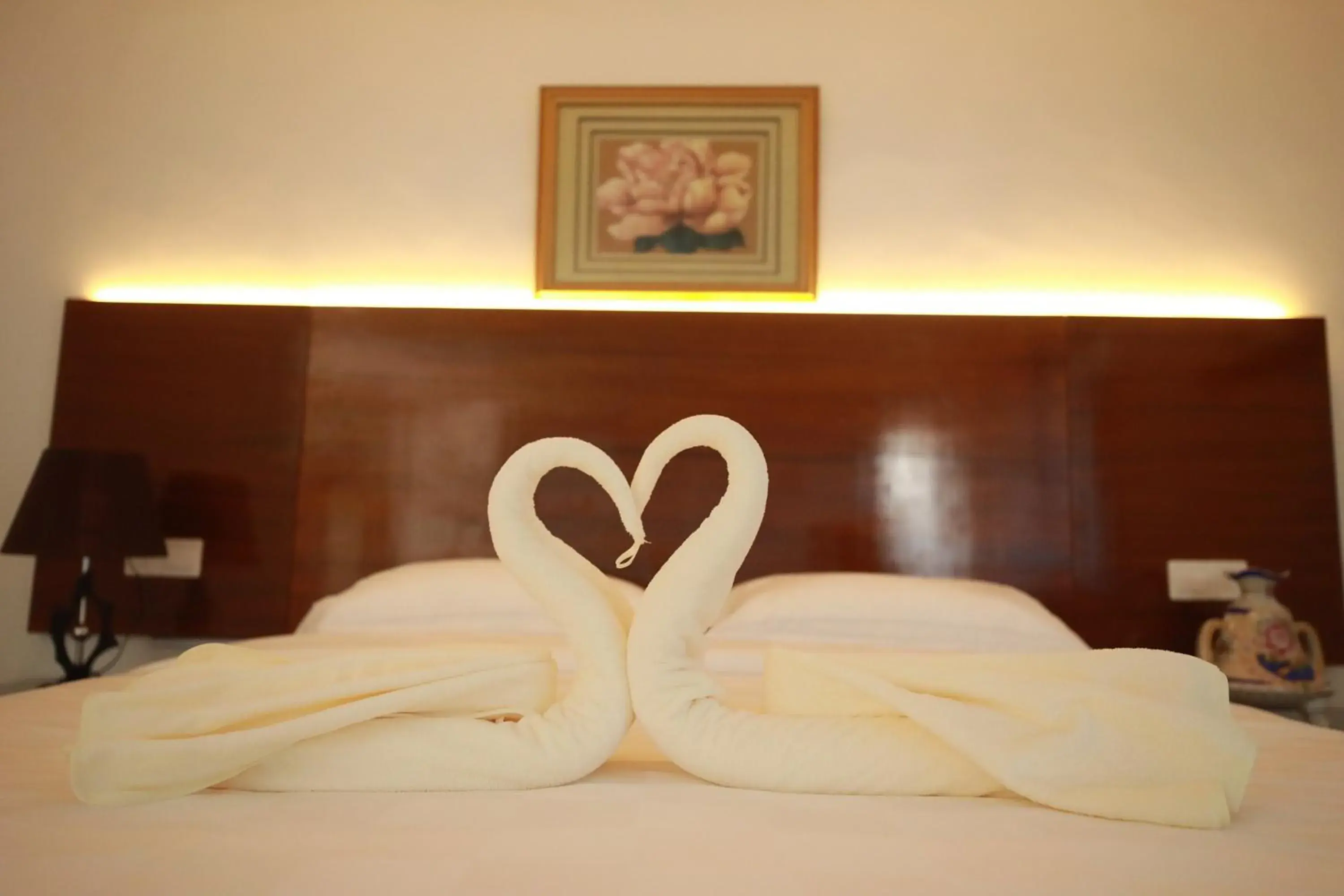 Bed in Bohol Plaza Mountain Resort and Restaurant Bed in Bohol Plaza Mountain Resort and Restaurant