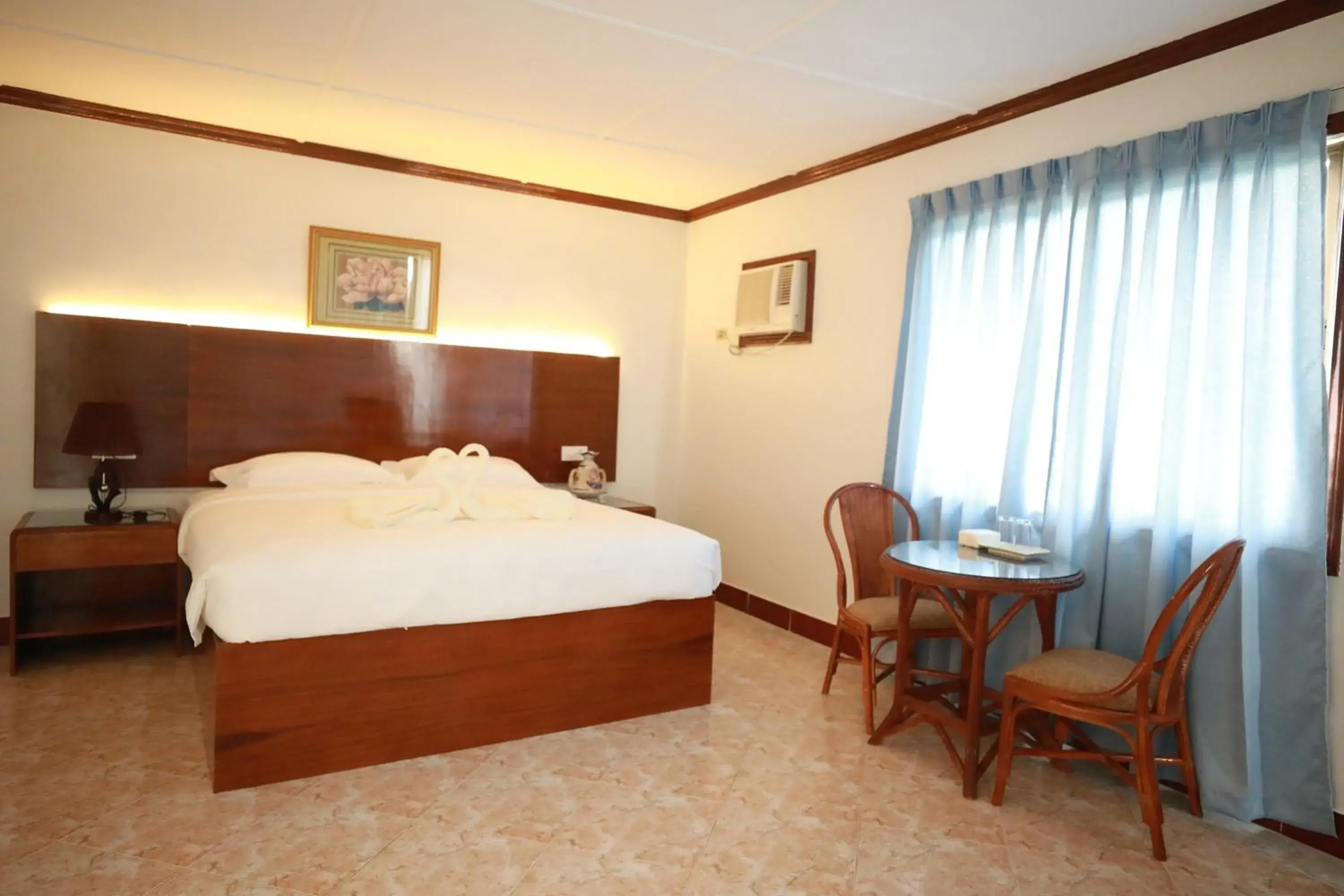 Bed in Bohol Plaza Mountain Resort and Restaurant Bed in Bohol Plaza Mountain Resort and Restaurant