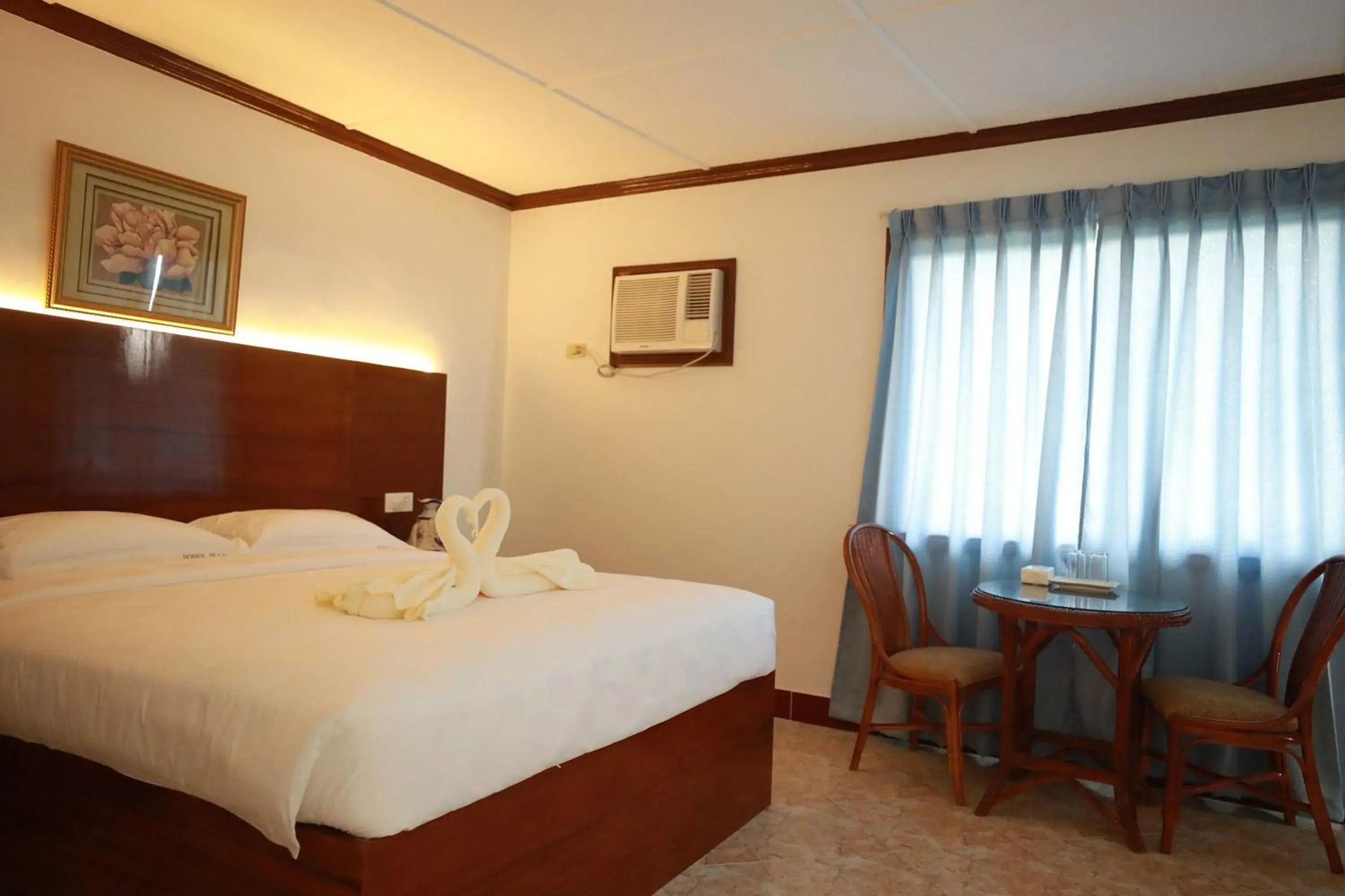 Bed in Bohol Plaza Mountain Resort and Restaurant Bed in Bohol Plaza Mountain Resort and Restaurant