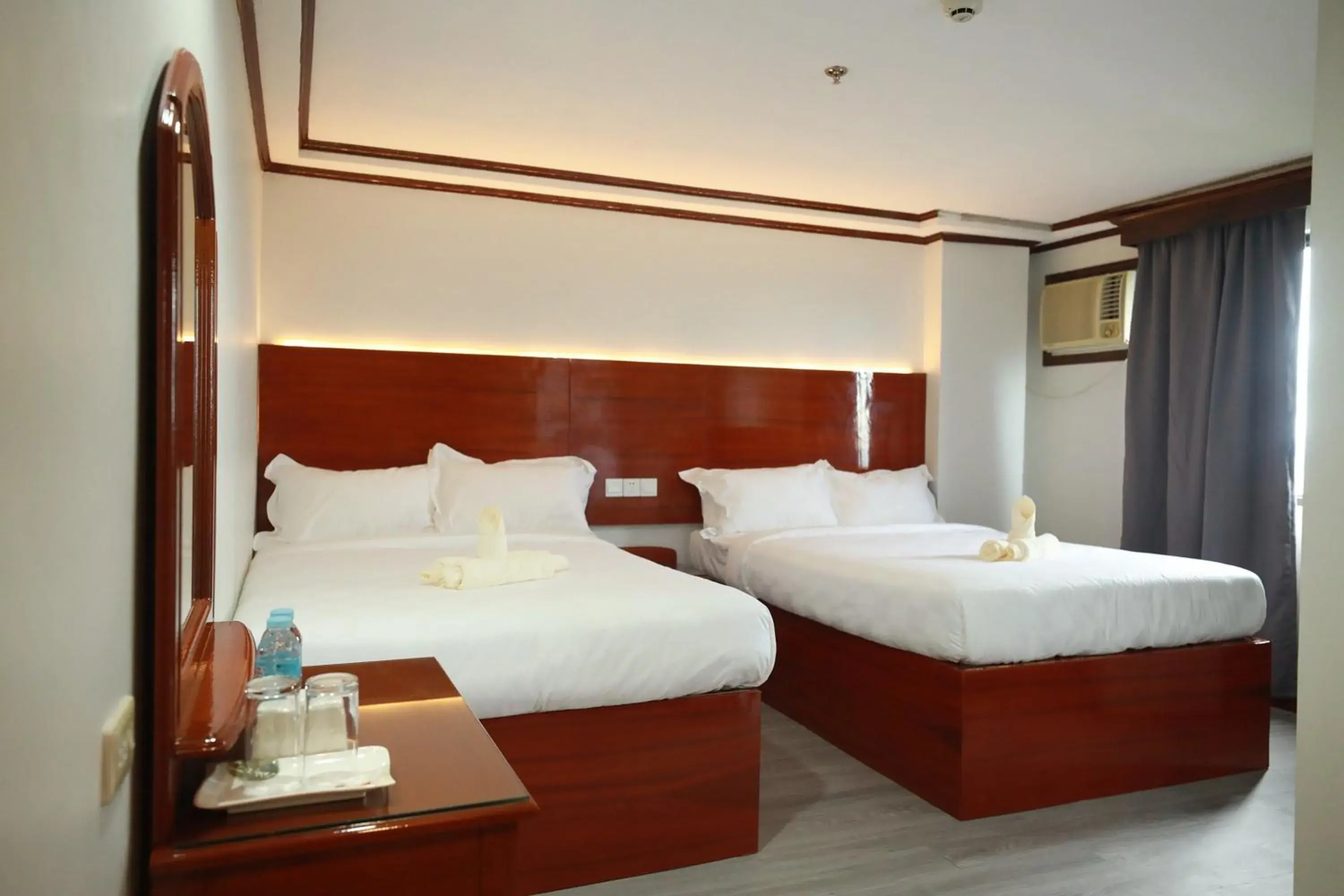 Bed in Bohol Plaza Mountain Resort and Restaurant Bed in Bohol Plaza Mountain Resort and Restaurant