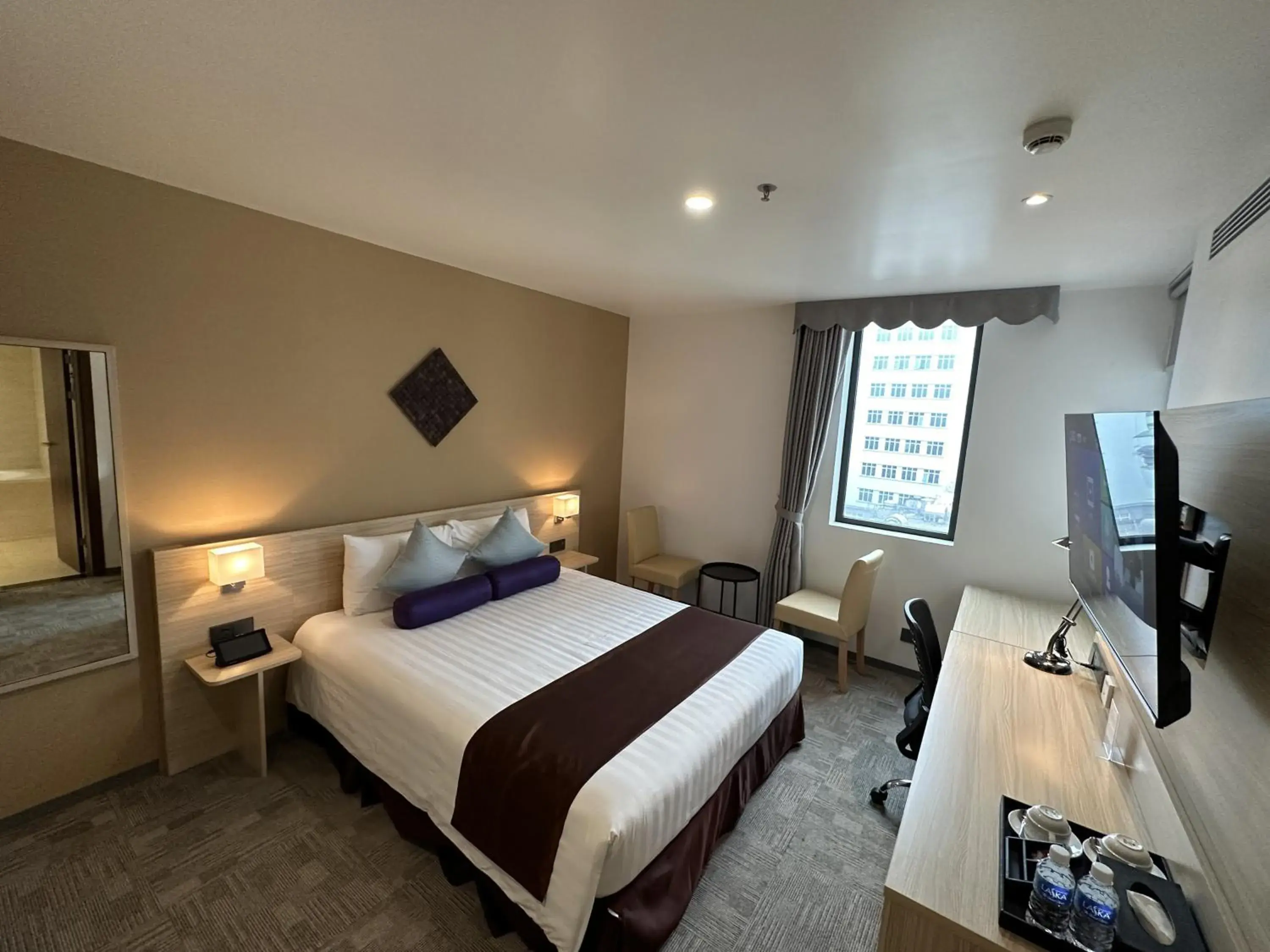 Superior Queen Room - single occupancy in Hotel Yah Hanoi & Spa Superior Queen Room - single occupancy in Hotel Yah Hanoi & Spa