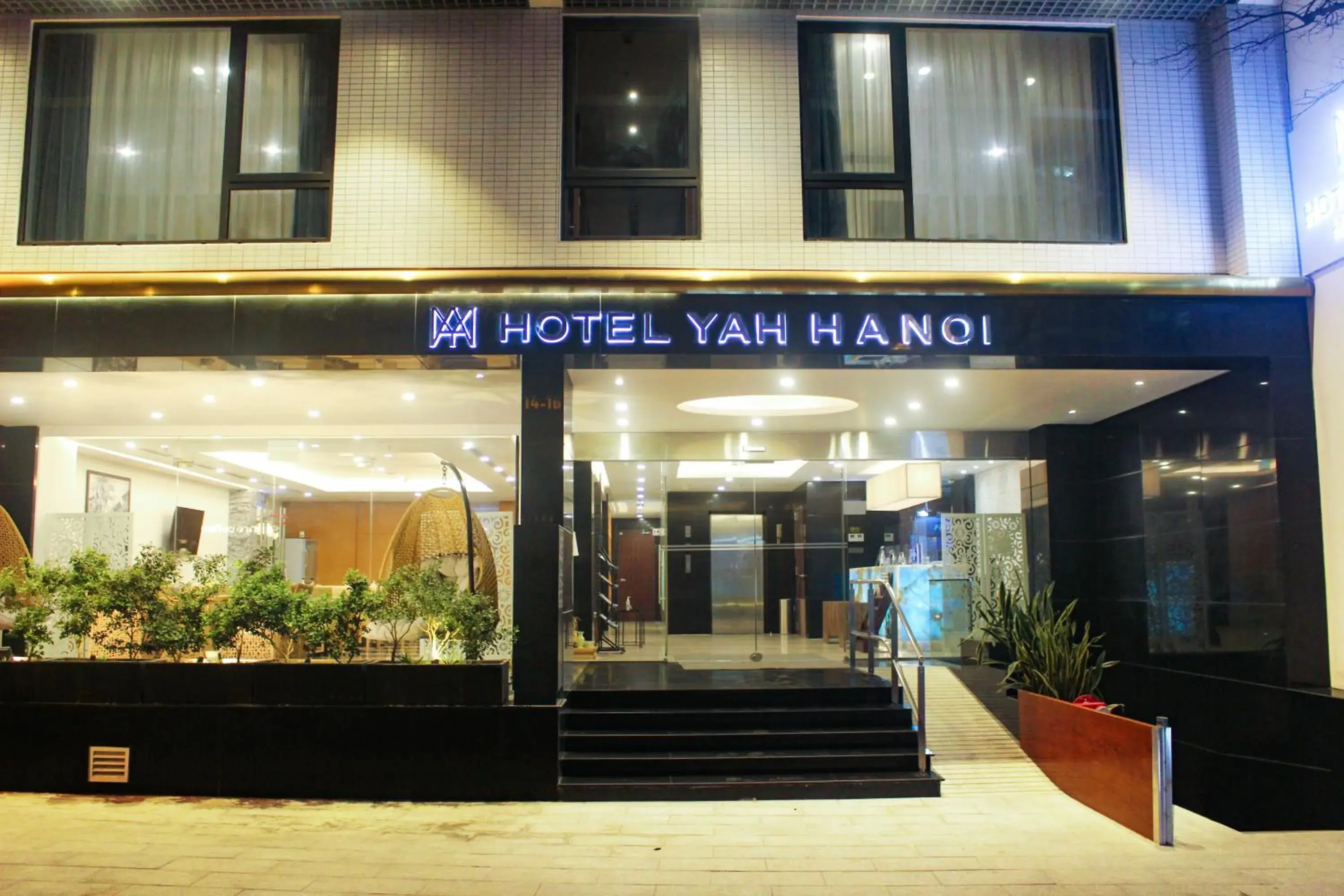 Property building in Hotel Yah Hanoi & Spa Property building in Hotel Yah Hanoi & Spa