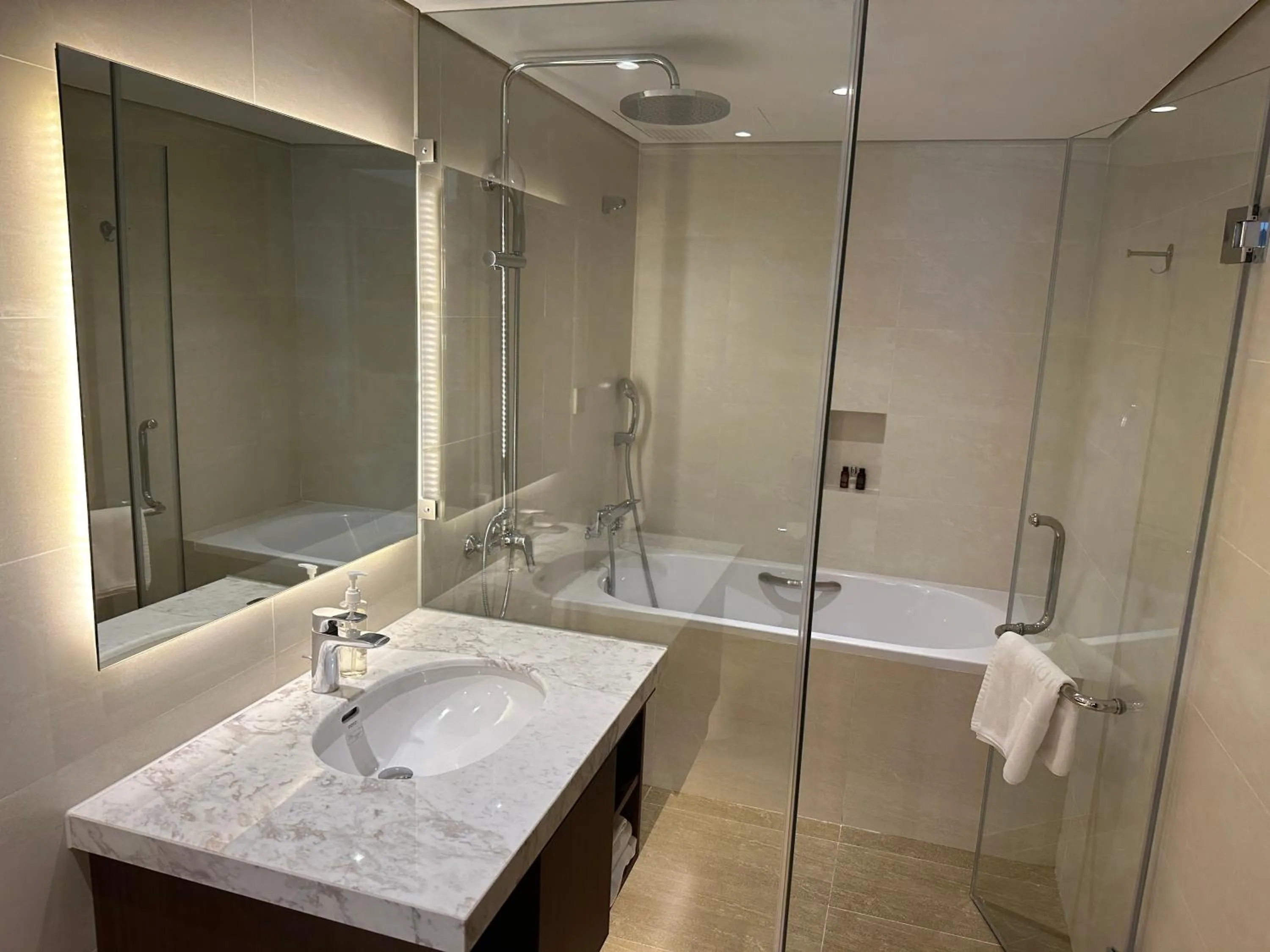 Bathroom in Hotel Yah Hanoi & Spa