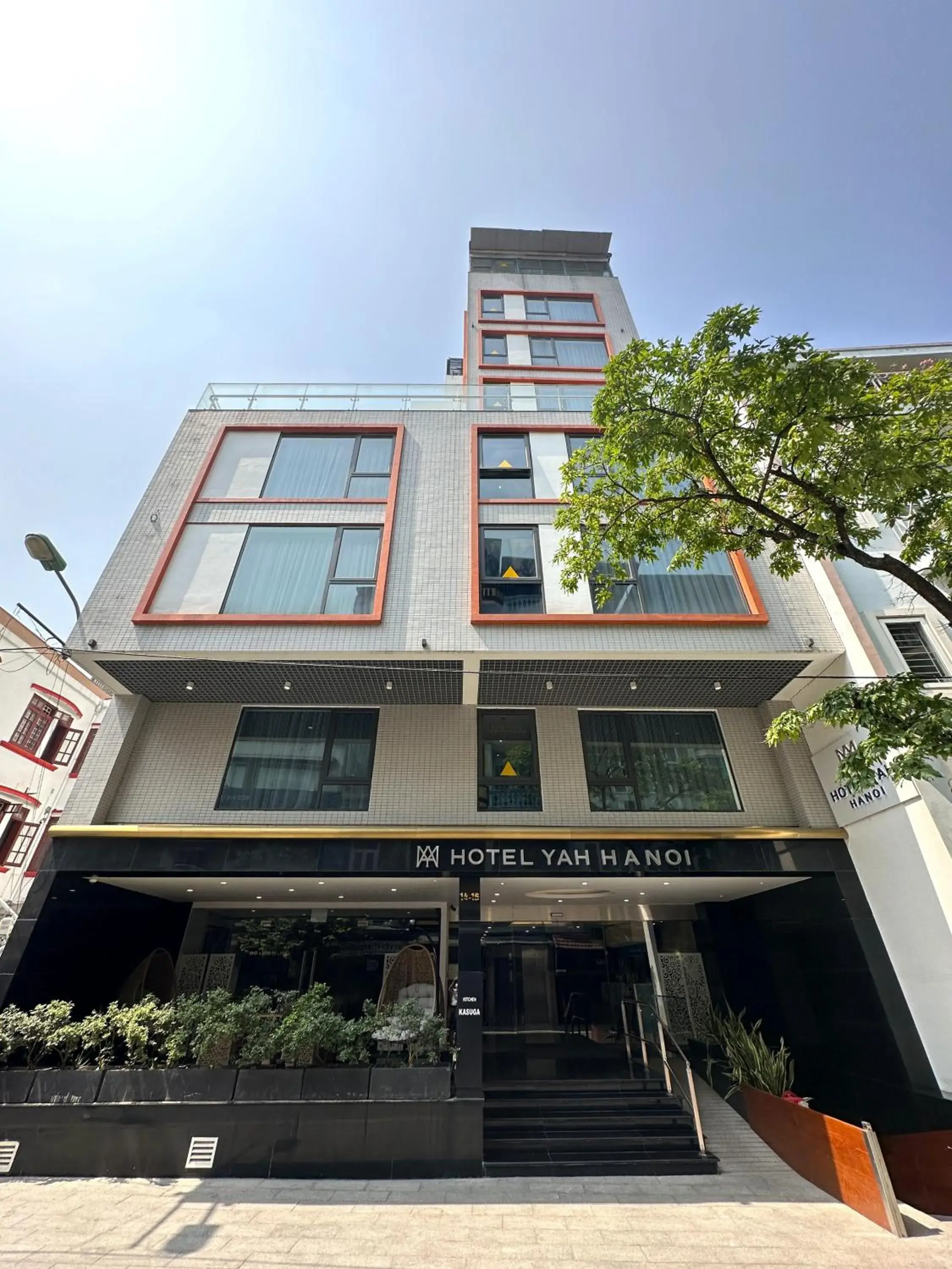 Property building in Hotel Yah Hanoi & Spa Property building in Hotel Yah Hanoi & Spa