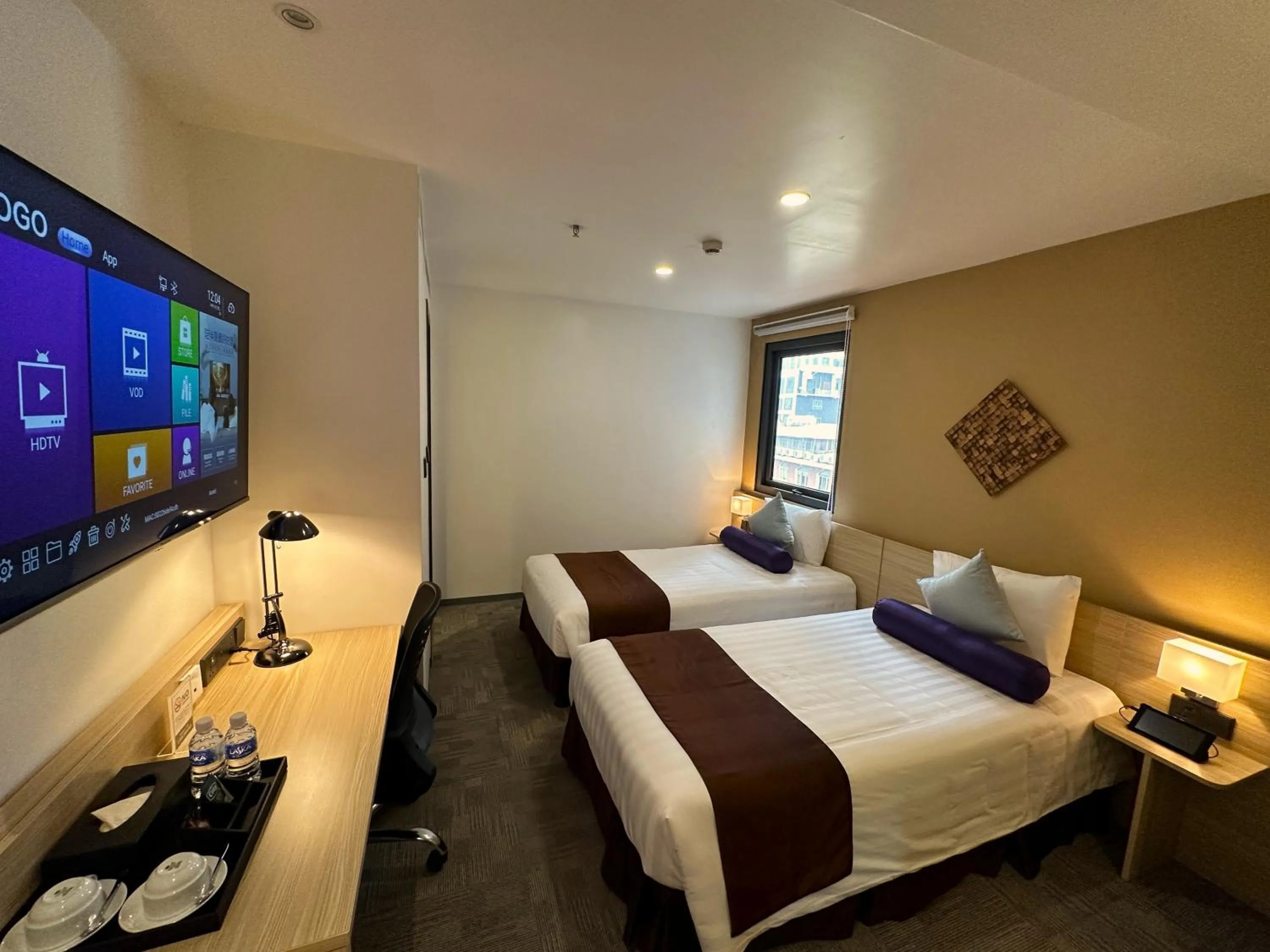 Photo of the whole room, Bed in Hotel Yah Hanoi & Spa