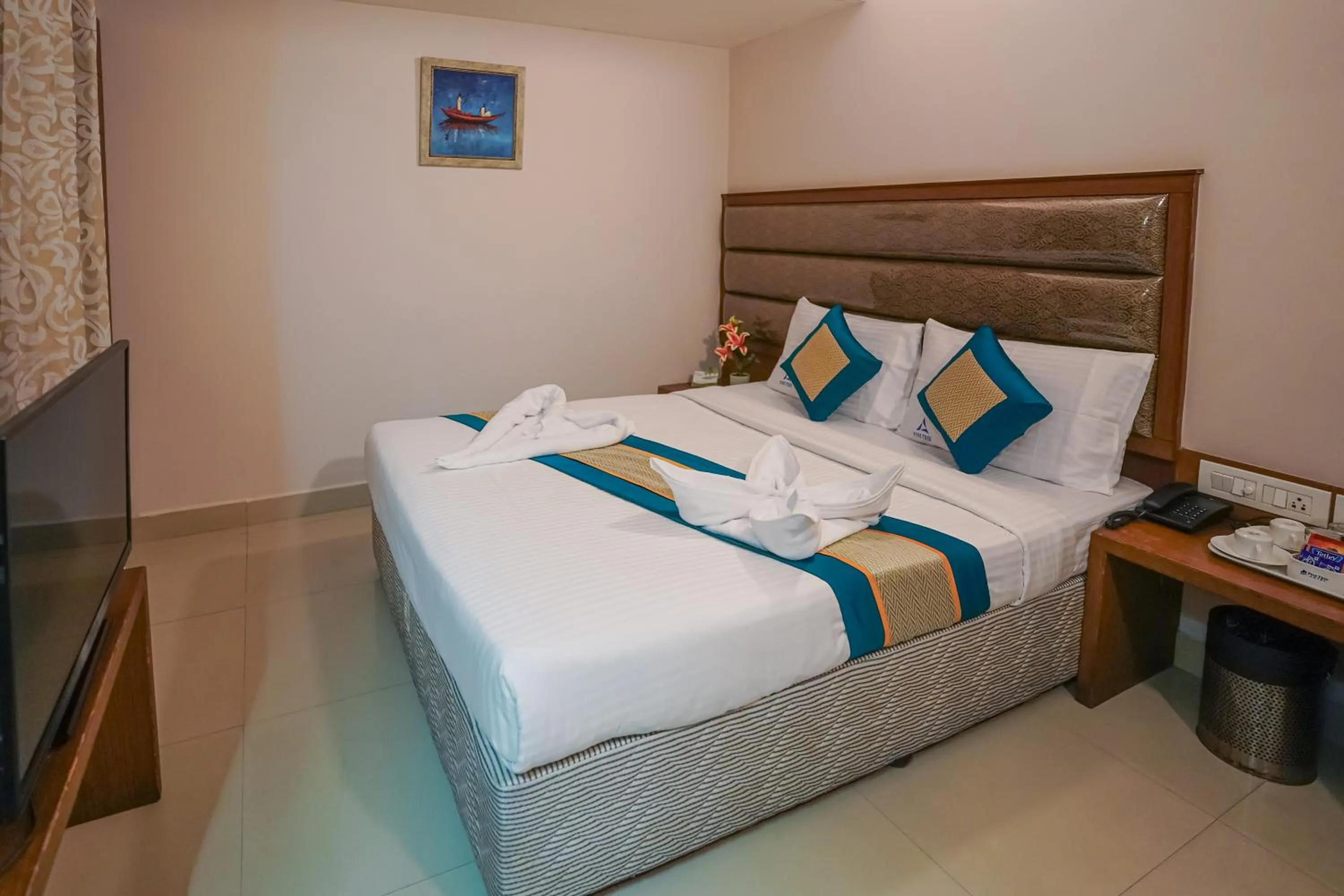 Bed in Pine Tree Boutique Hotel