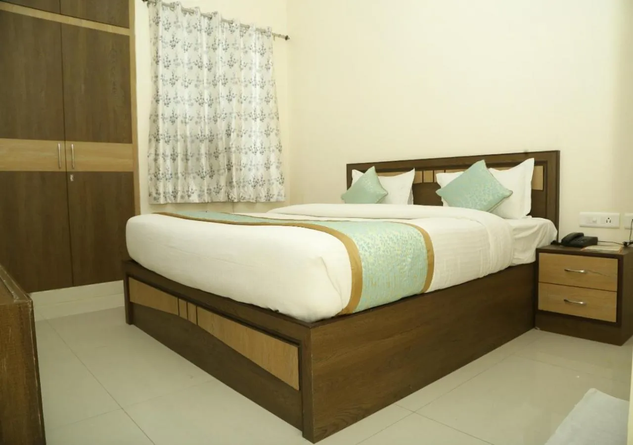 Bed in Hotel Cheelgadi