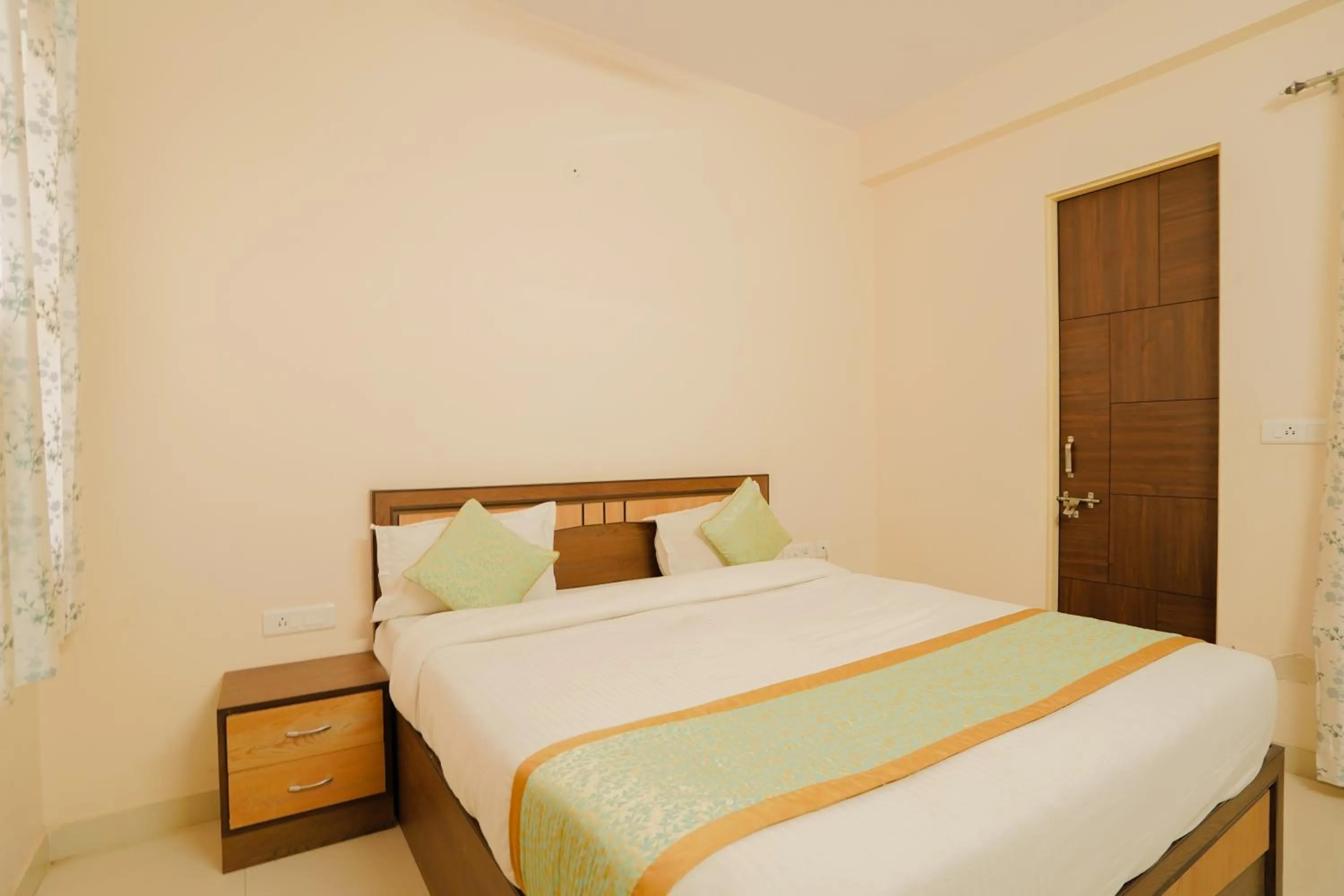 Bed in Hotel Cheelgadi