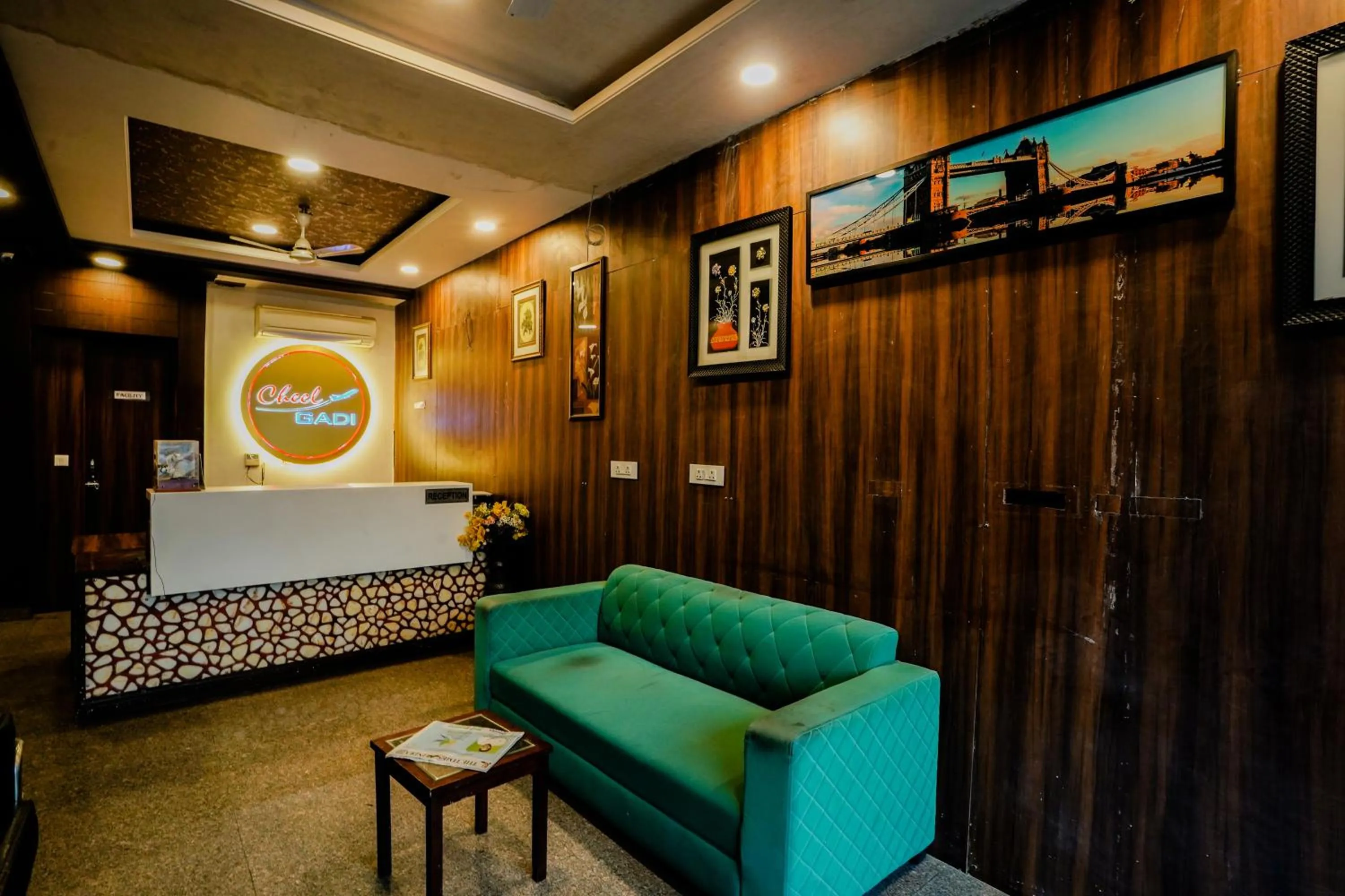 Lobby or reception in Hotel Cheelgadi