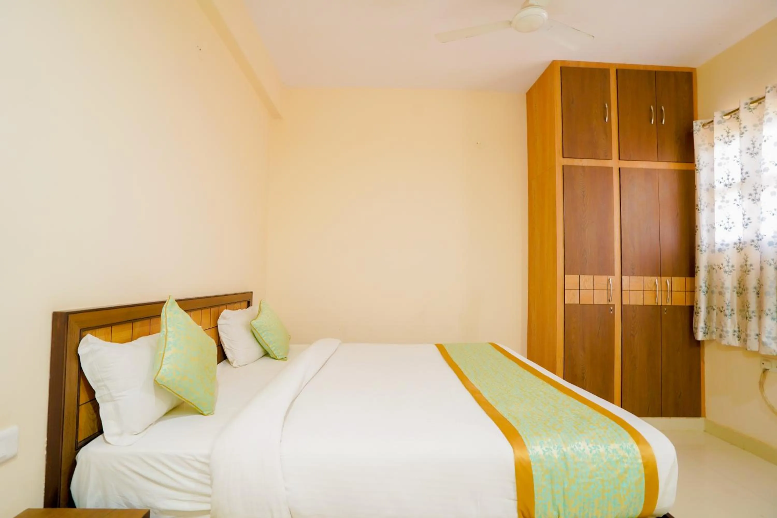 Bed in Hotel Cheelgadi