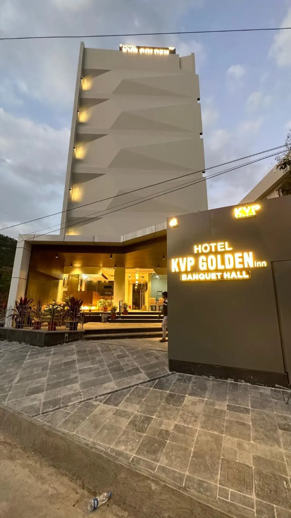 KVP GOLDEN INN KVP GOLDEN INN