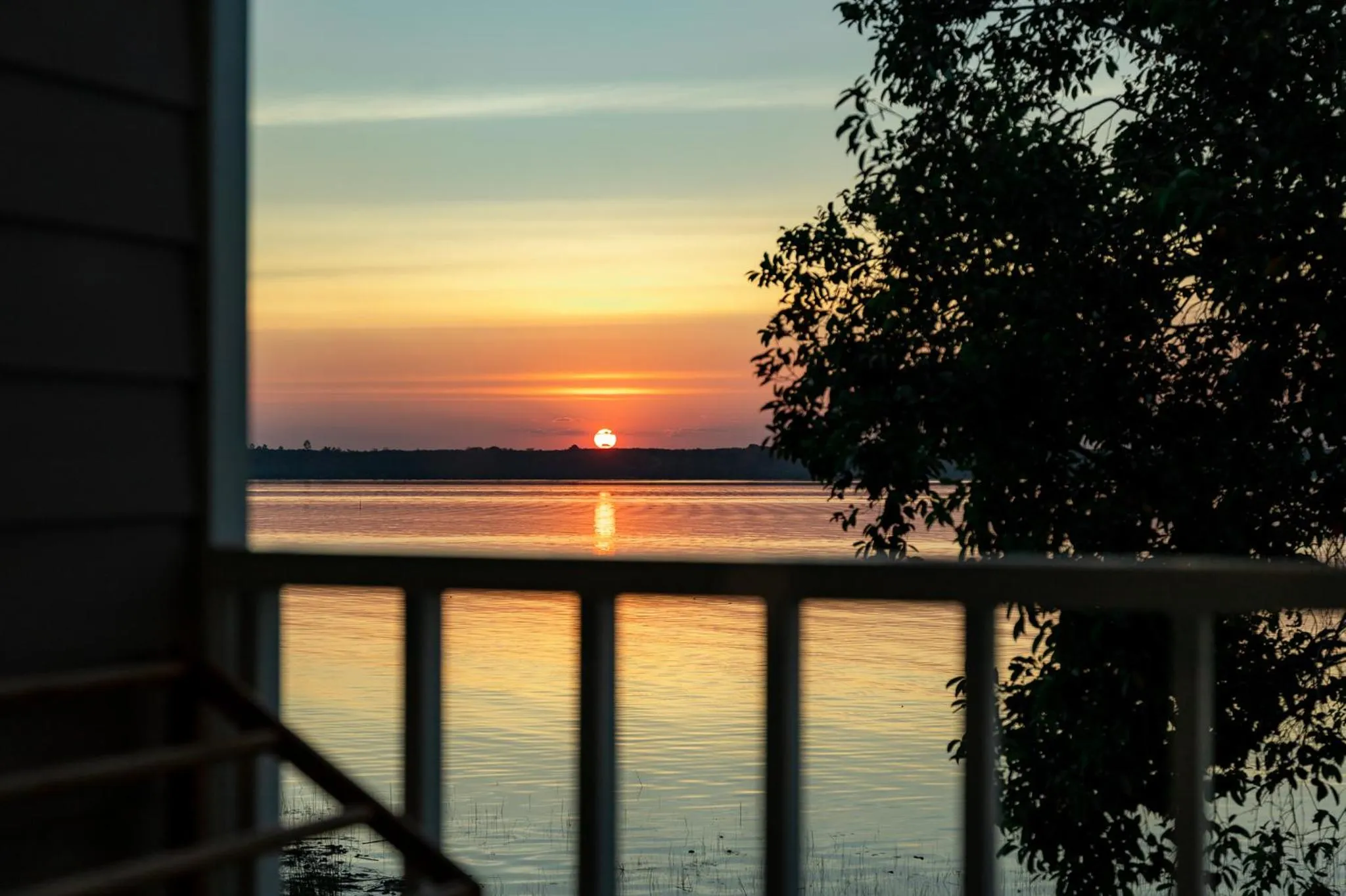 Lake view in LAKE HOUSE Naka Cave
