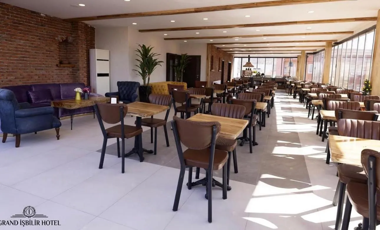 Restaurant/places to eat in işbilir hotel