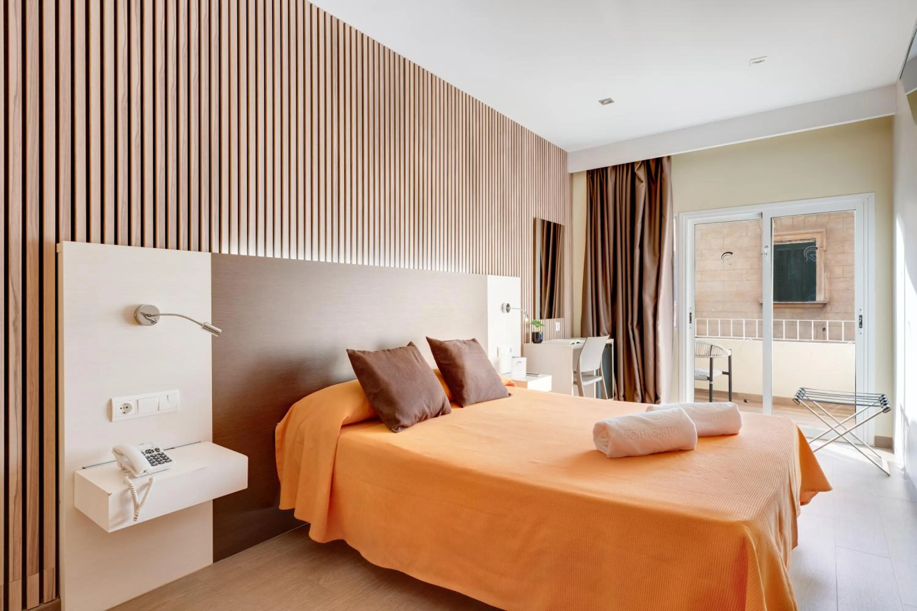 Bedroom, Bed in Abelux