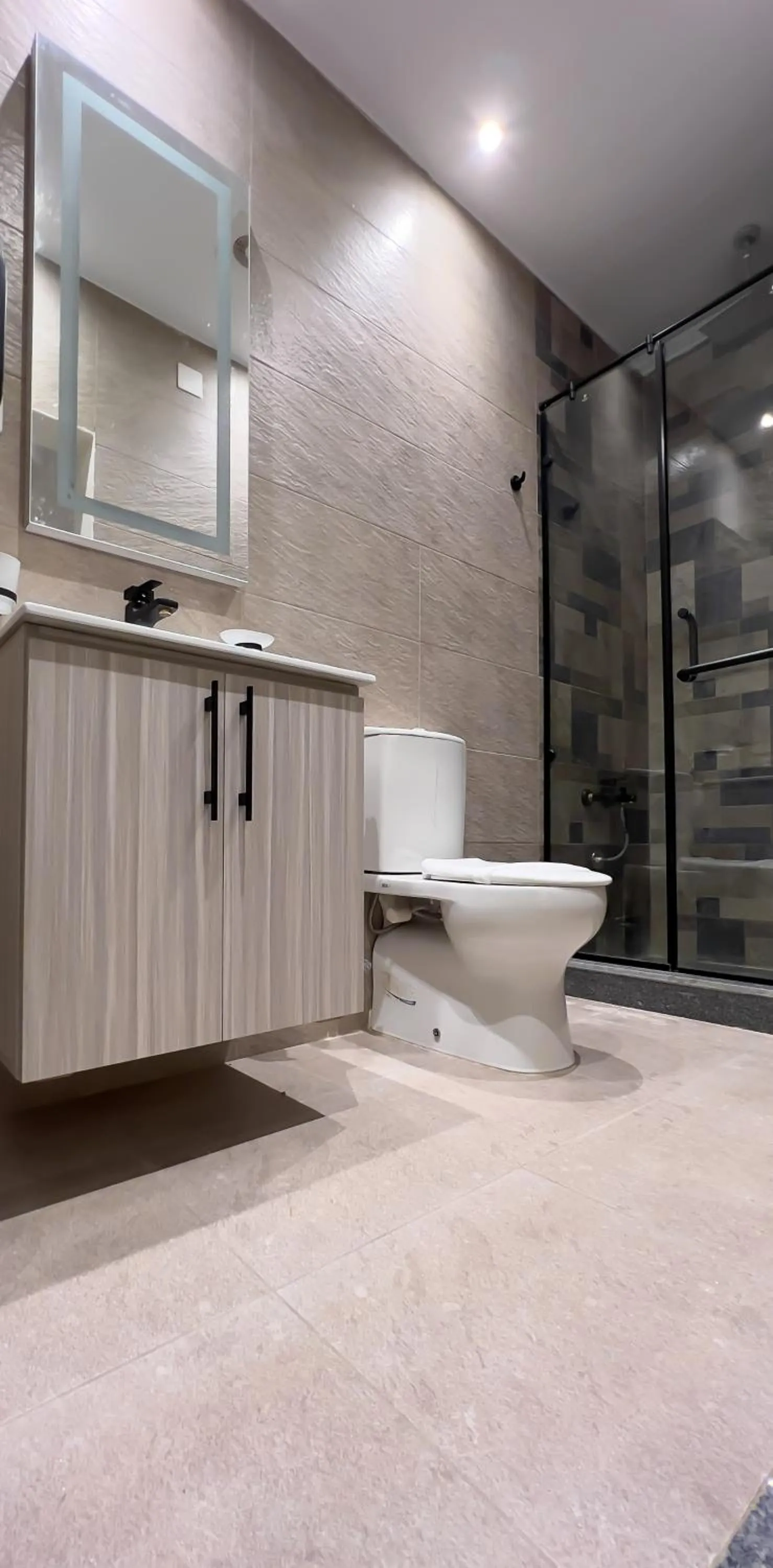 Bathroom in STEPS IN Pyramids View