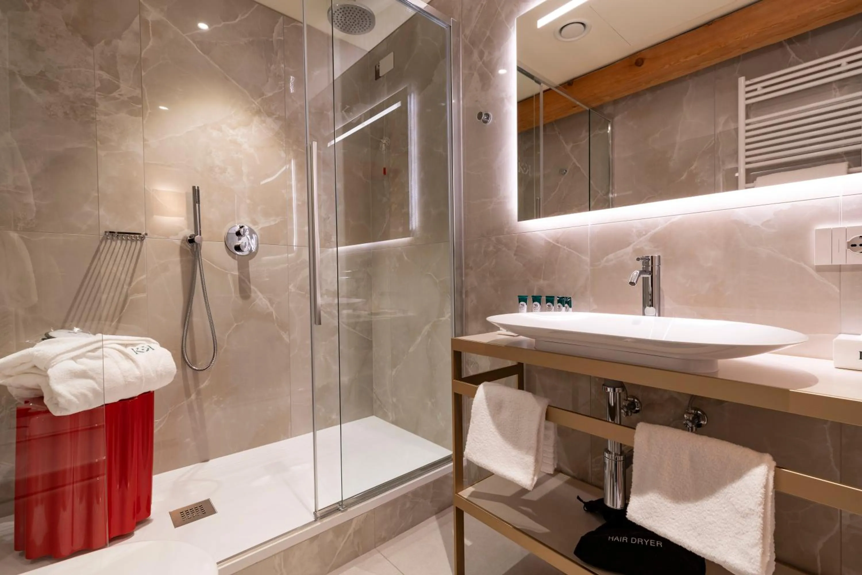 Shower in Palazzo Keller