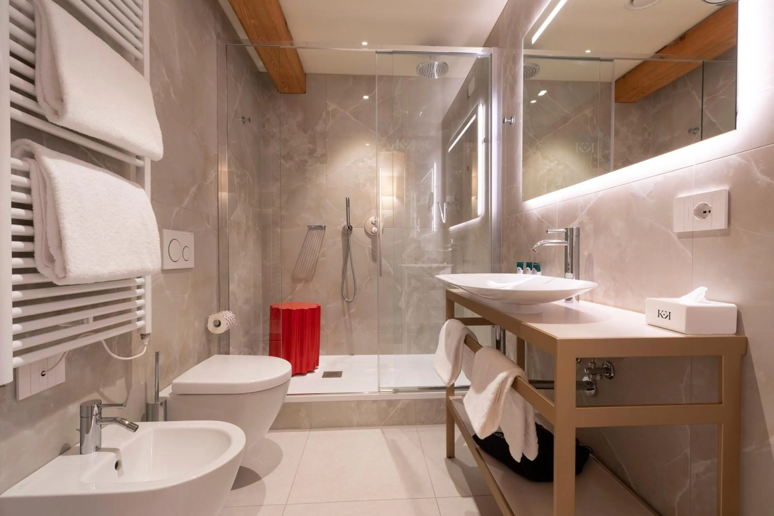 Shower in Palazzo Keller