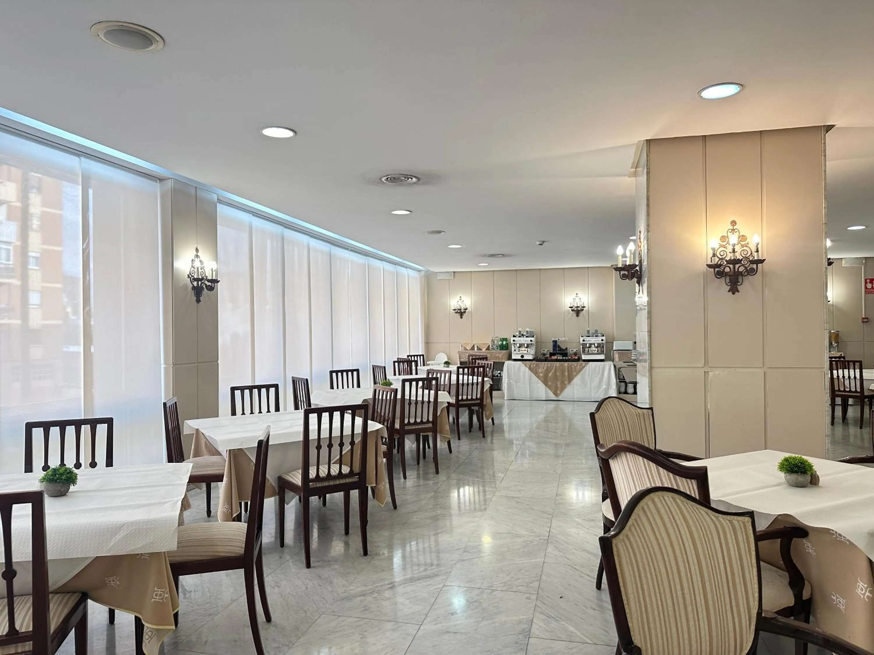 Restaurant/places to eat in Mir Octavio