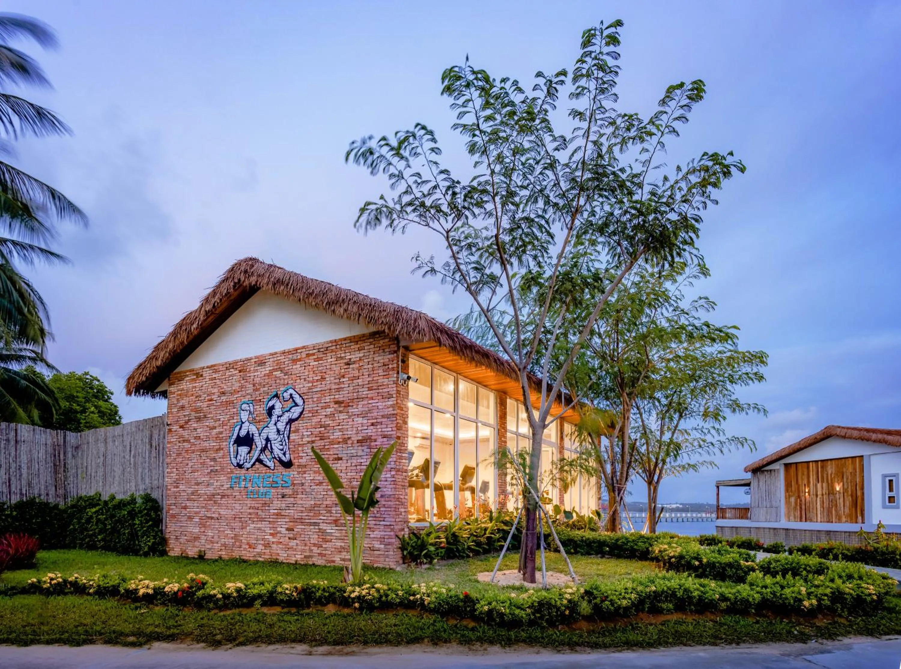 Fitness centre/facilities in Koh Apikjun Resort by EHM