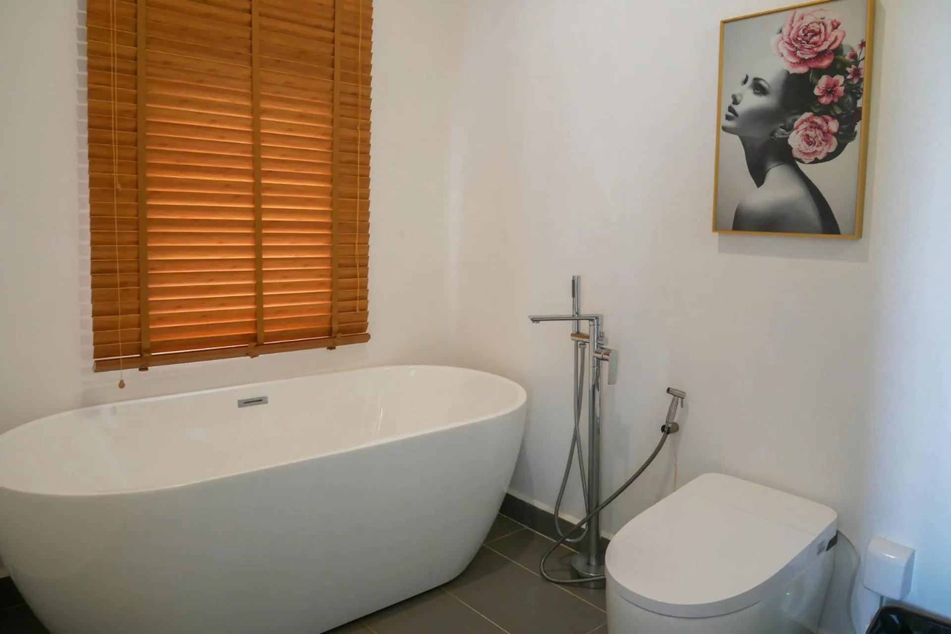 Toilet in Koh Apikjun Resort by EHM