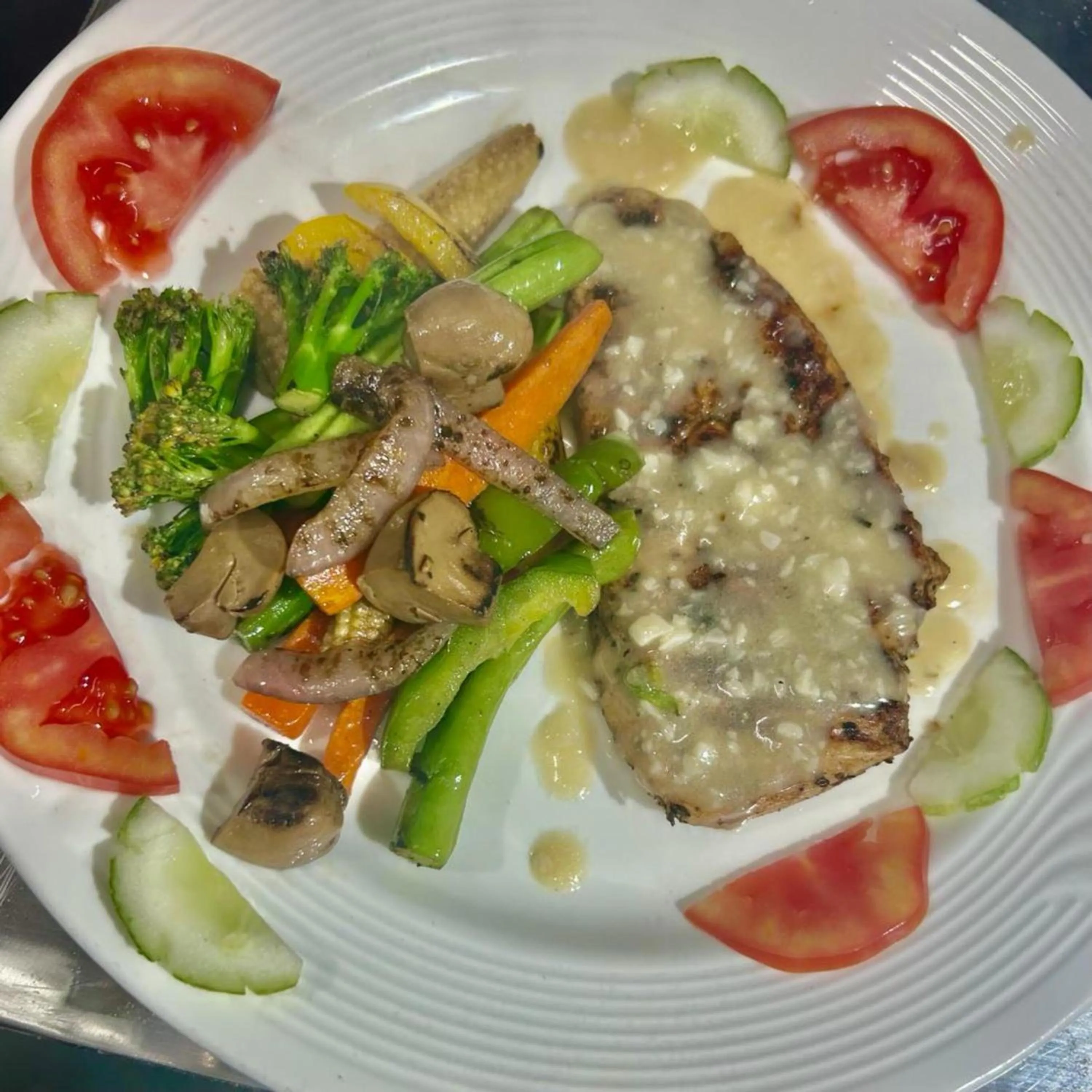 Restaurant/places to eat in Amaira Resort & Farms - Mirik, West Bengal