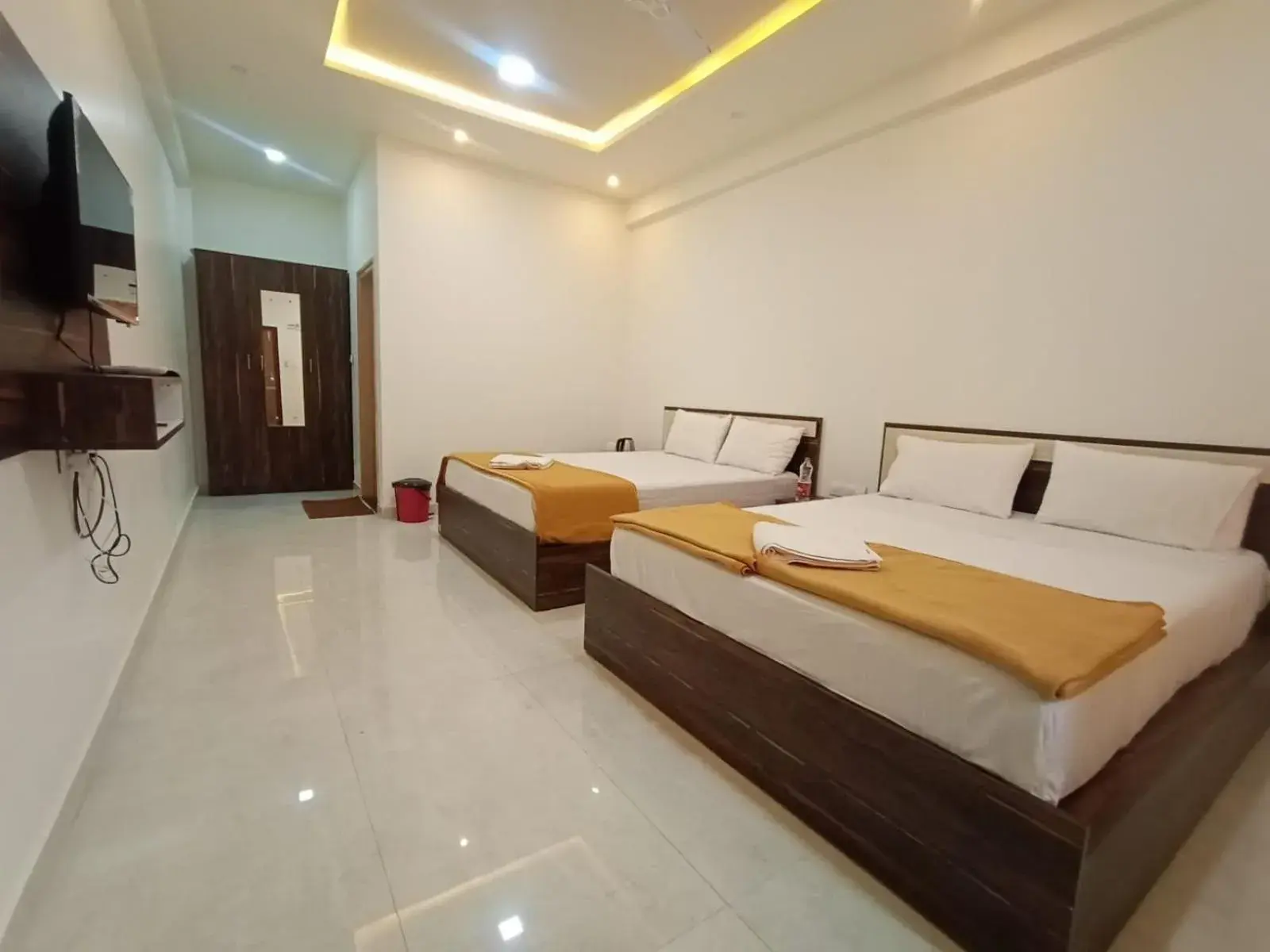 Bedroom, Bed in Kurinji Inn Bedroom, Bed in Kurinji Inn