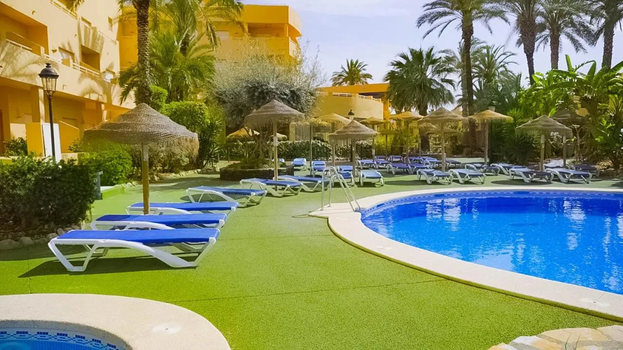 Swimming pool in Hotel Mexico