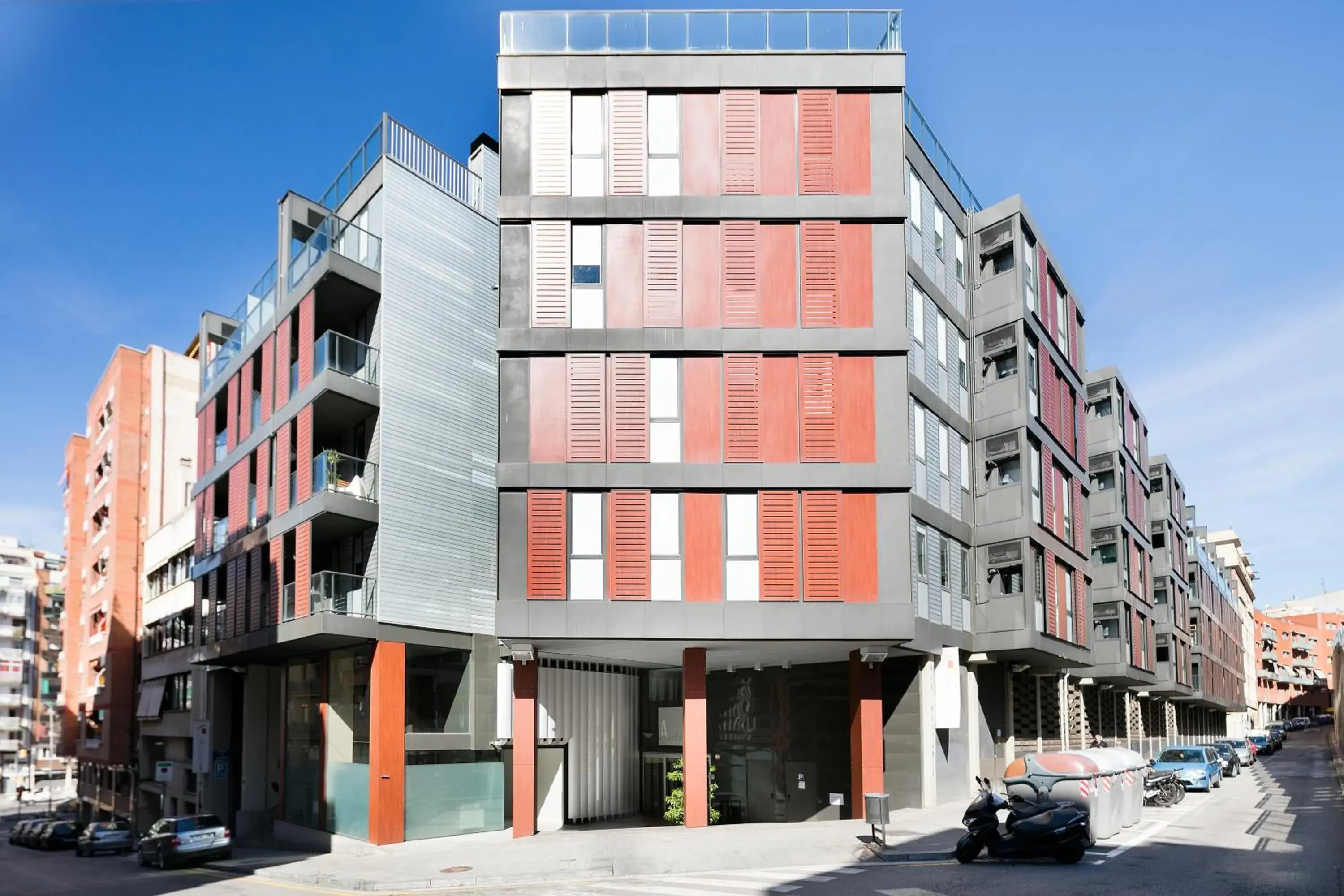 Property building in Aparthotel Bcn Montjuic Property building in Aparthotel Bcn Montjuic