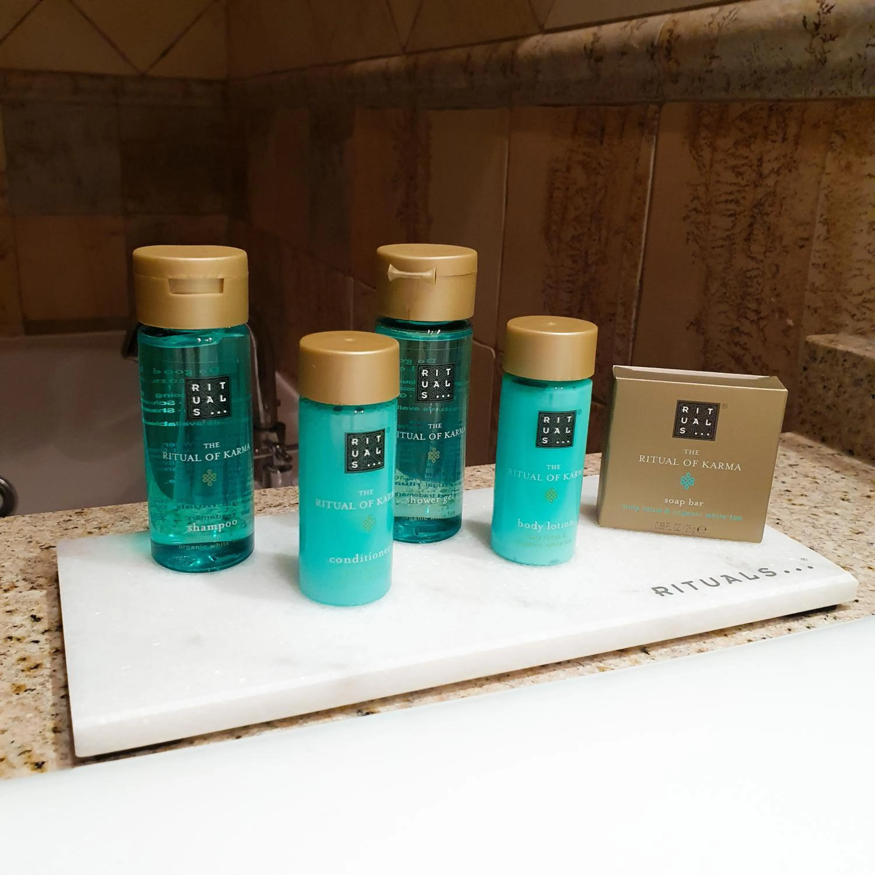 Bathroom in Hotel Comendador