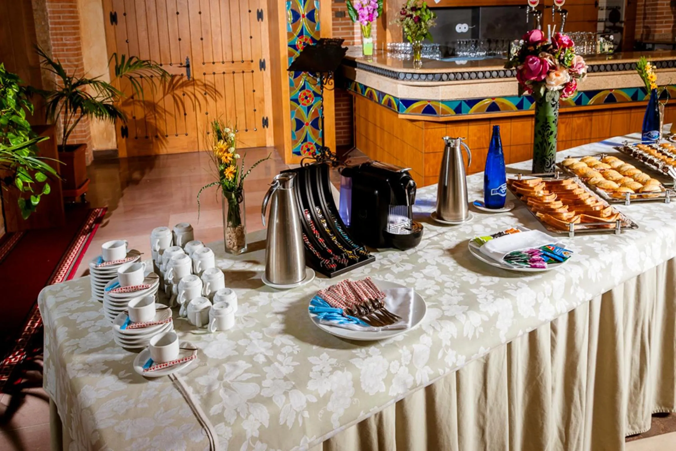 Business facilities in Hotel Comendador