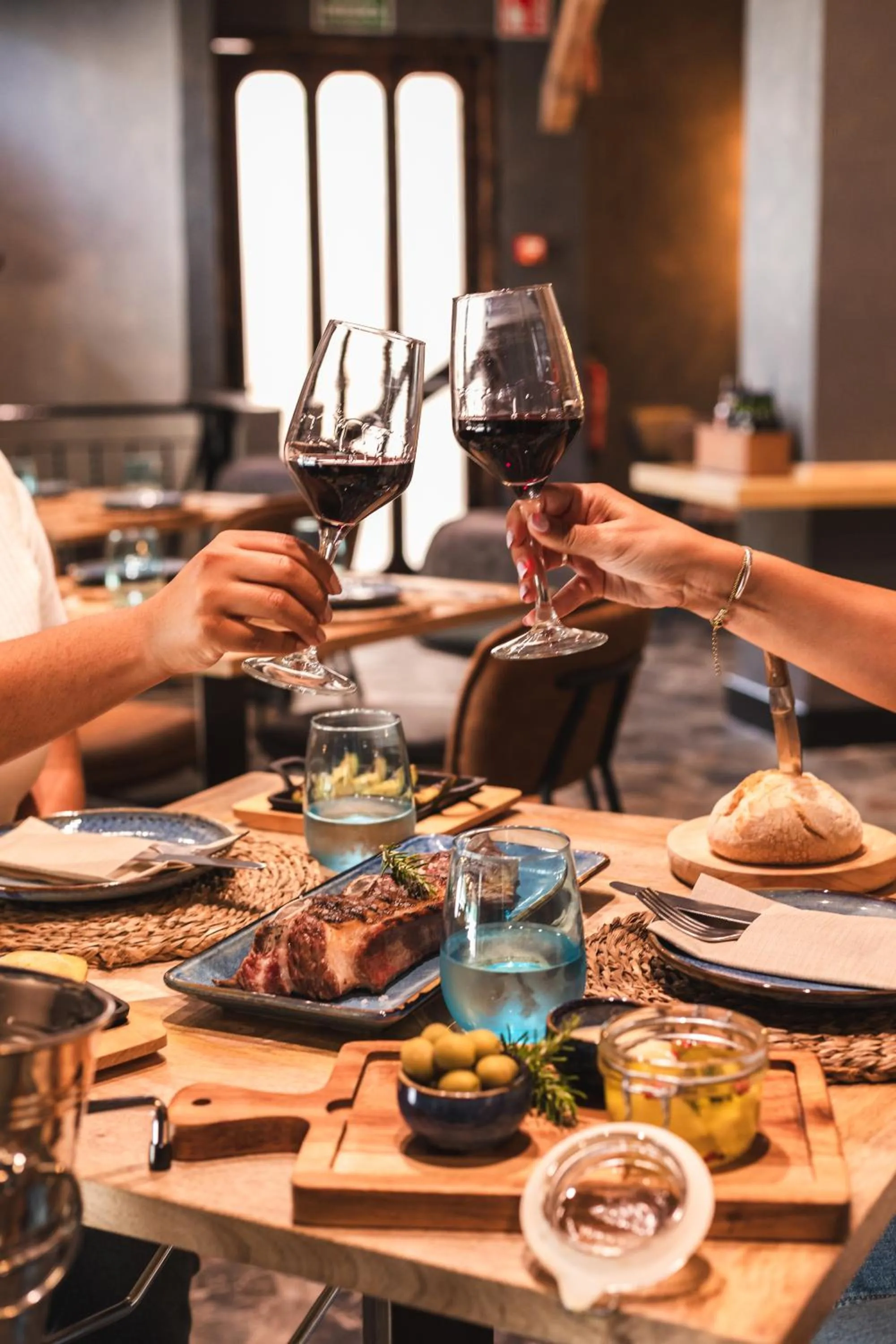 Restaurant/places to eat in Ona Lomas Village - La Manga Club