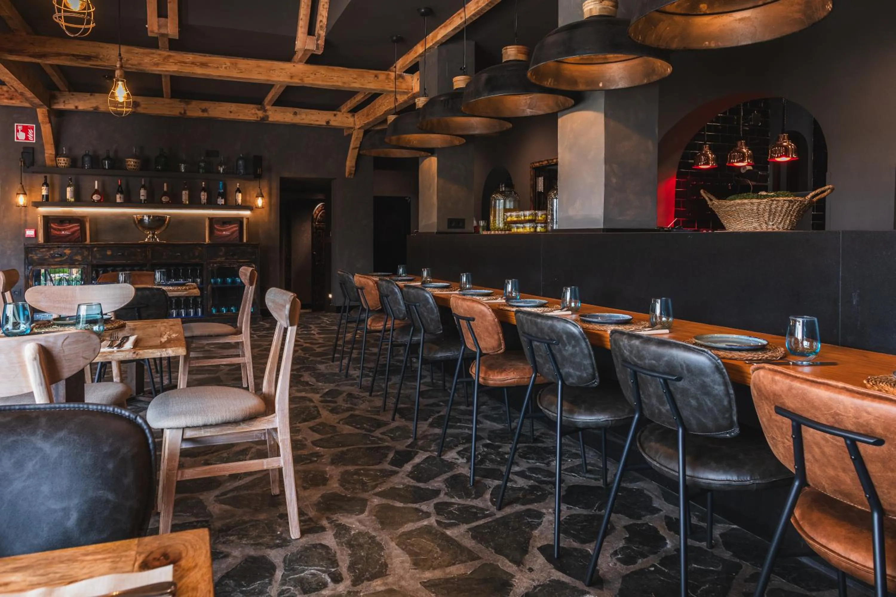 Restaurant/places to eat in Ona Lomas Village - La Manga Club