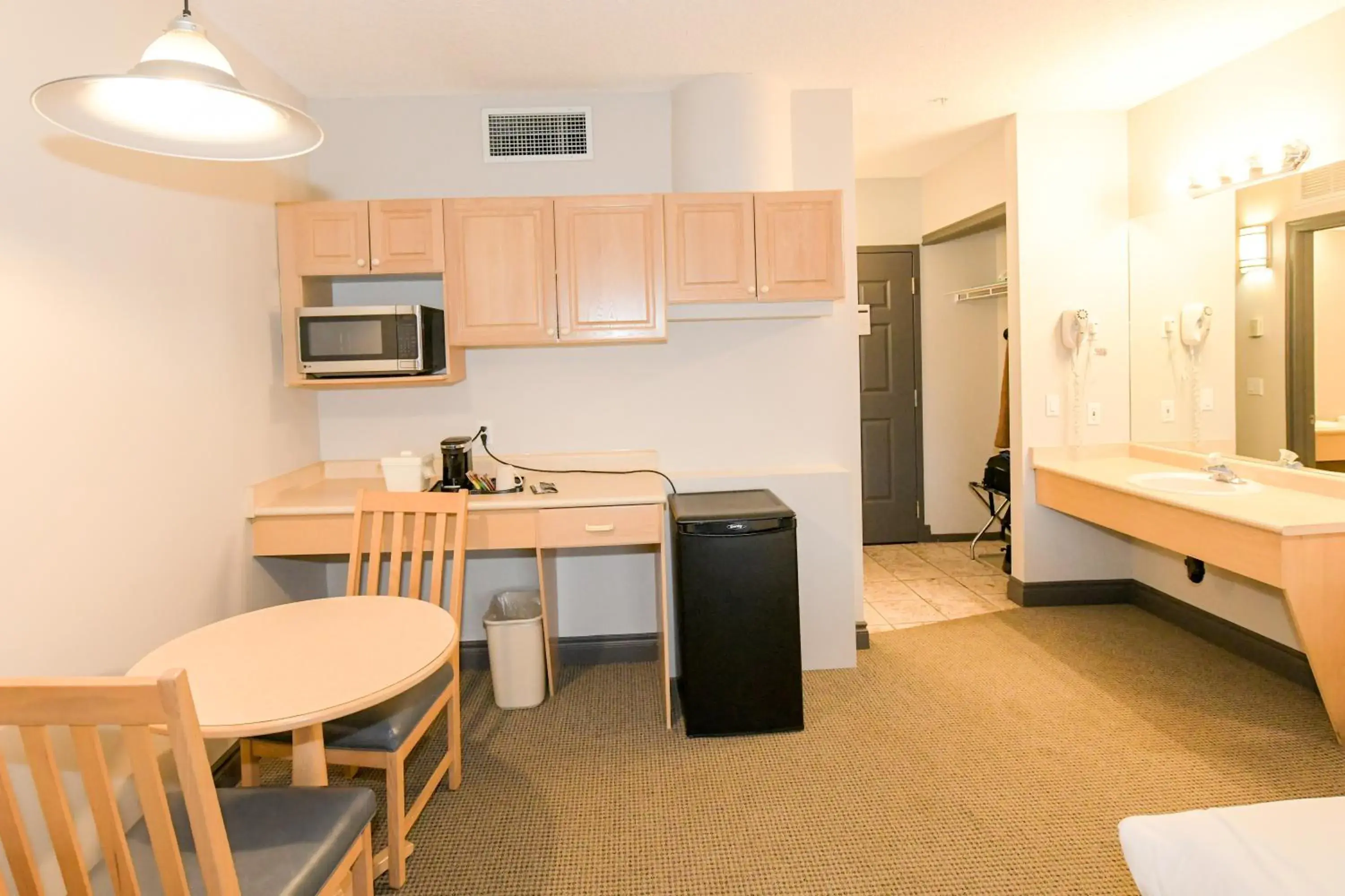 Standard King Room - single occupancy in Prime Hotel Standard King Room - single occupancy in Prime Hotel