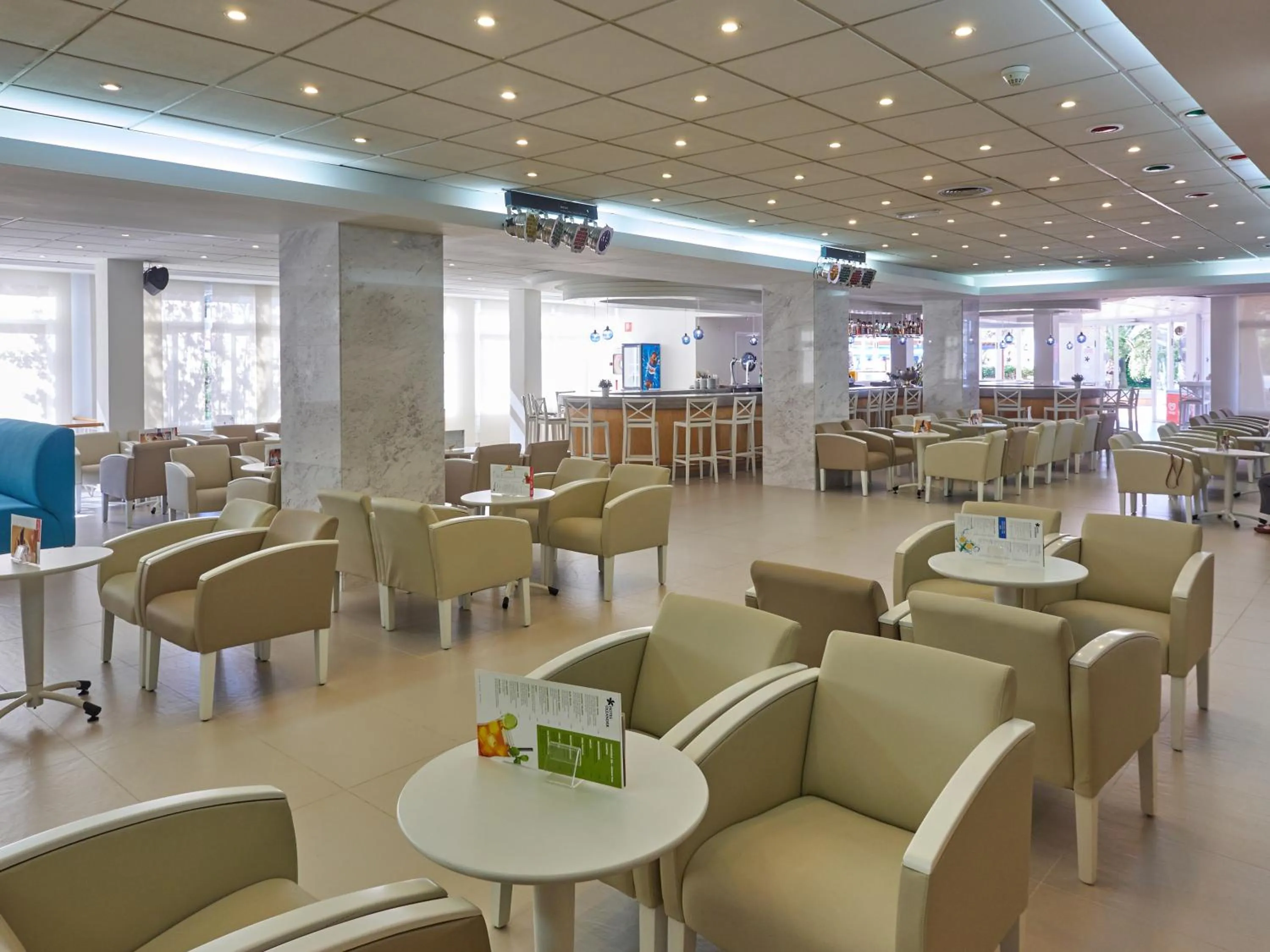 Lounge or bar in Oleander