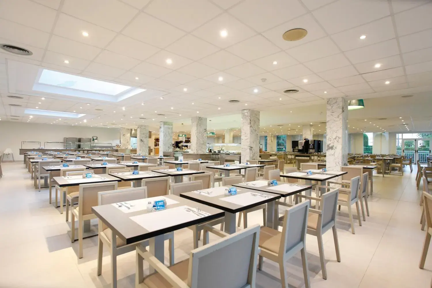 Restaurant/places to eat in Oleander Restaurant/places to eat in Oleander