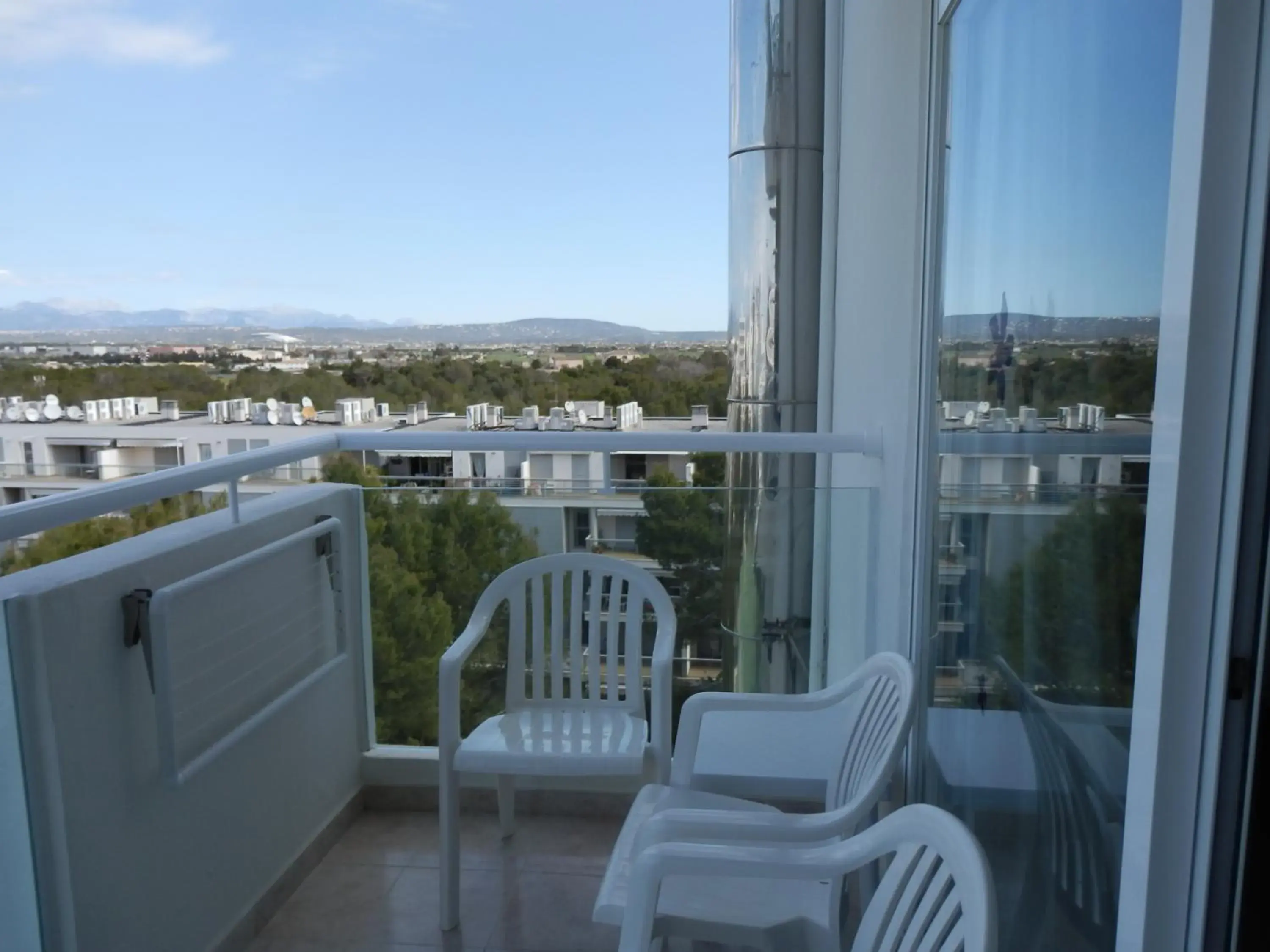 Mountain view in Oleander Mountain view in Oleander