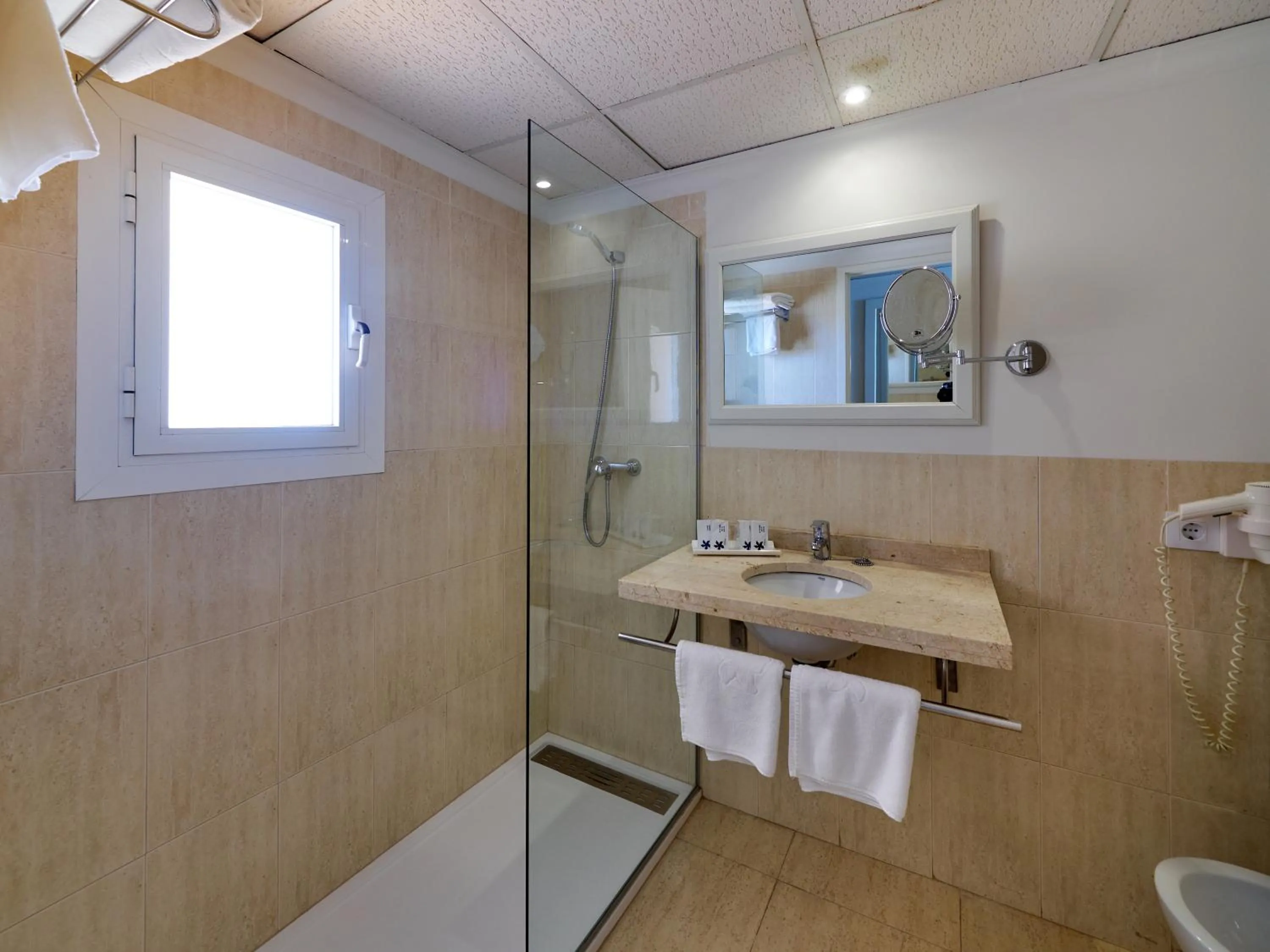 Bathroom in Oleander