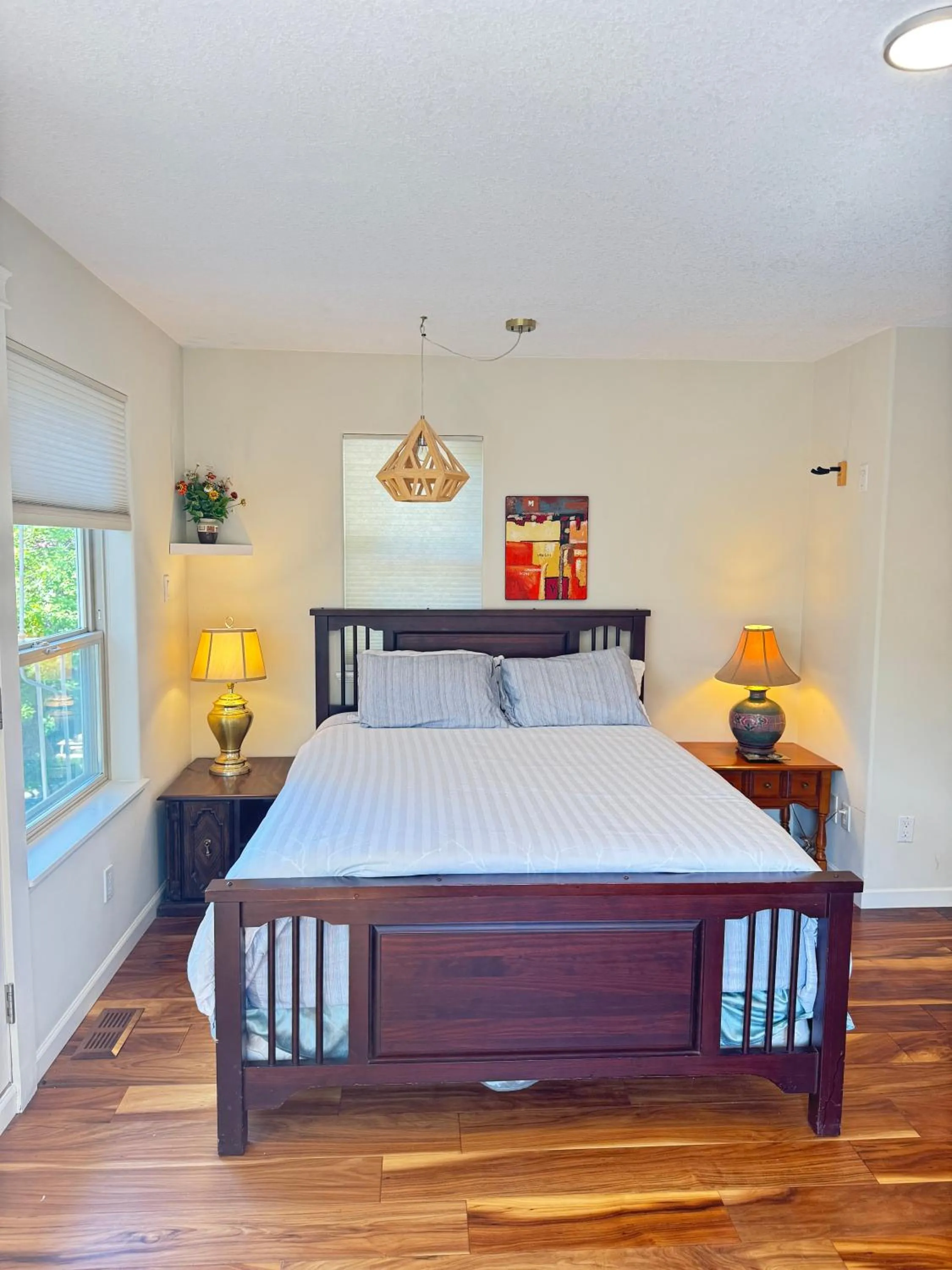Bed in luxury ocean dock pool villa
