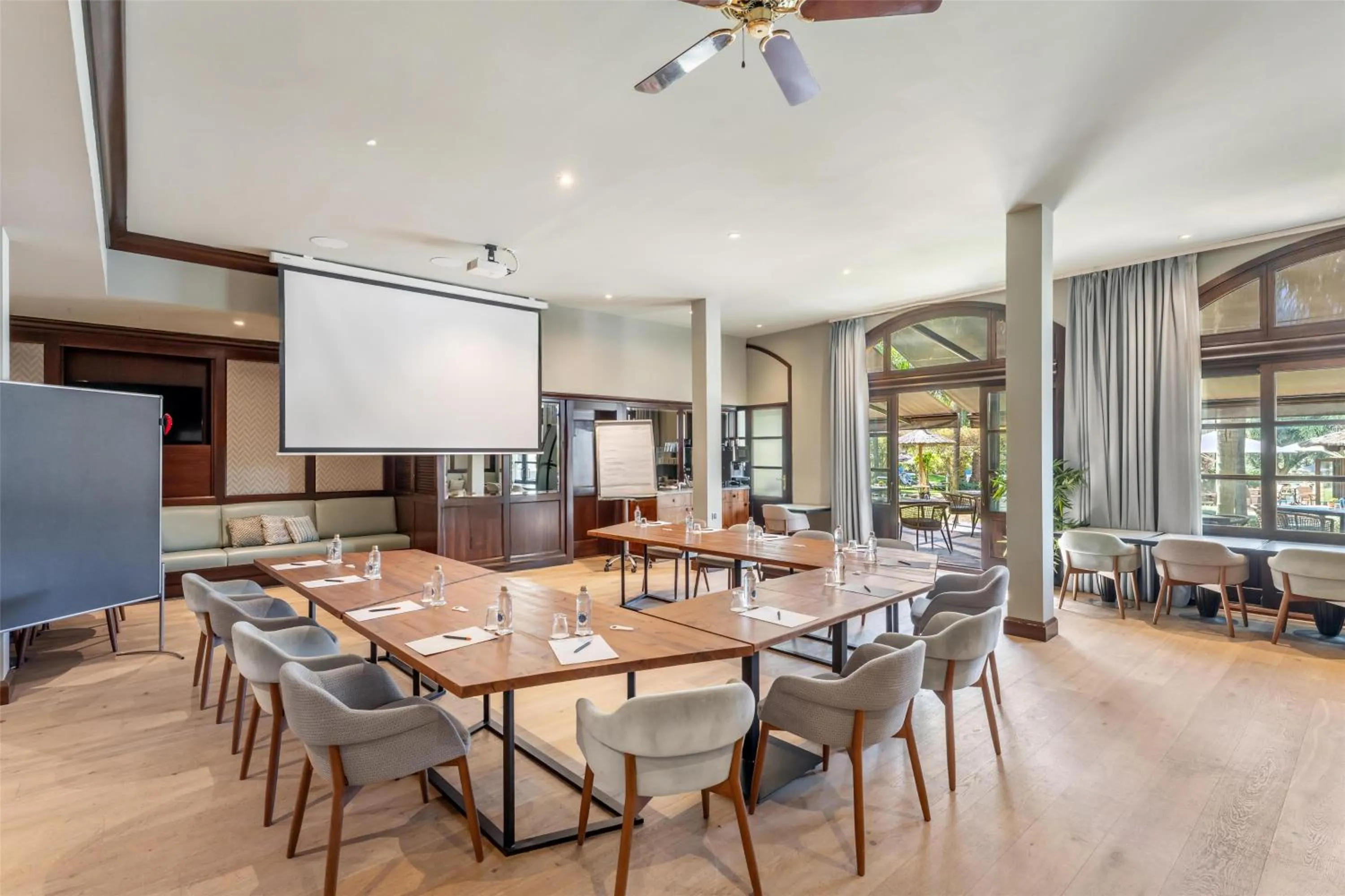 Meeting/conference room in Lindner Hotel Mallorca Portals Nous, part of JdV by Hyatt