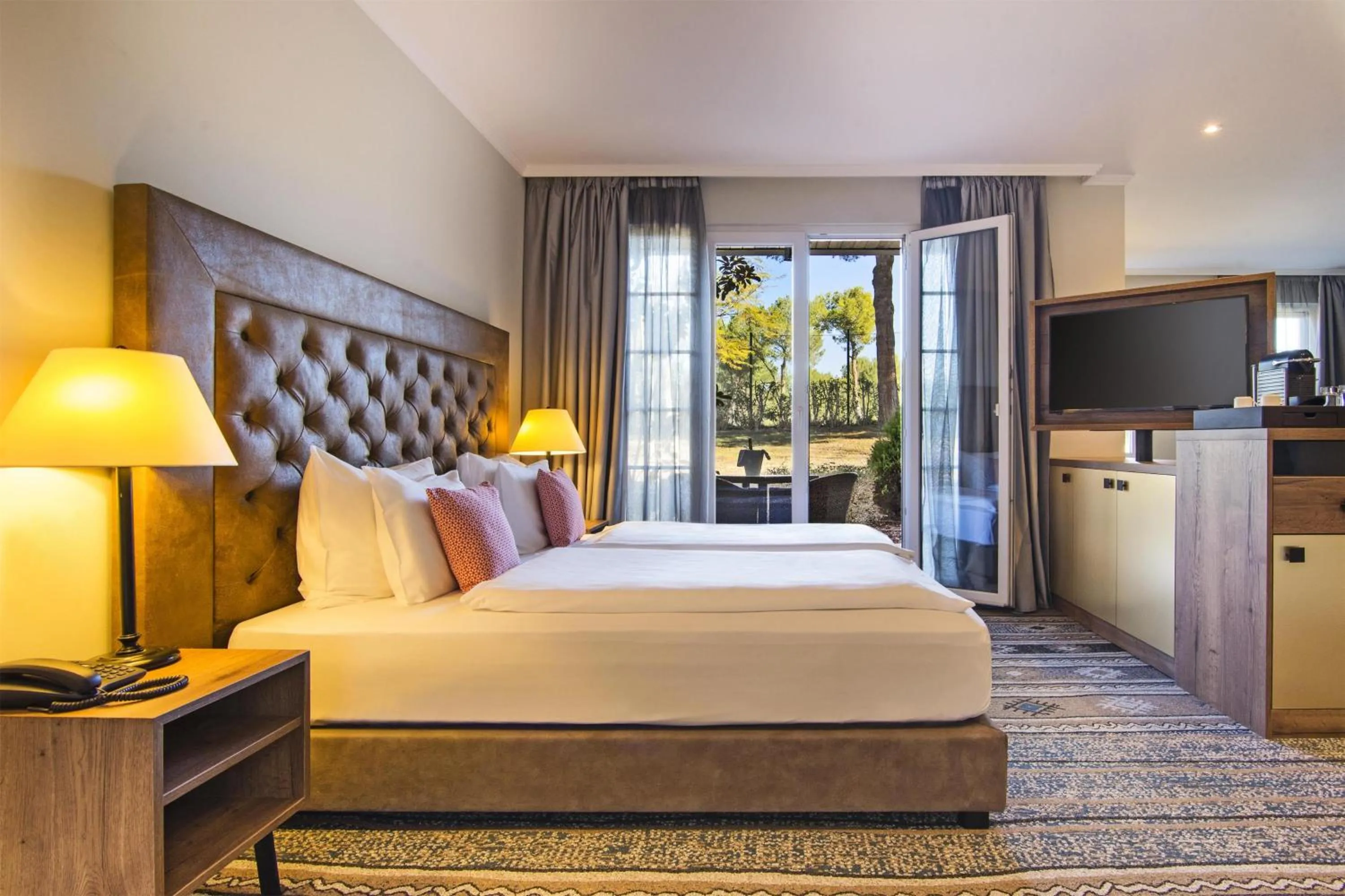 Photo of the whole room, Bed in Lindner Hotel Mallorca Portals Nous, part of JdV by Hyatt