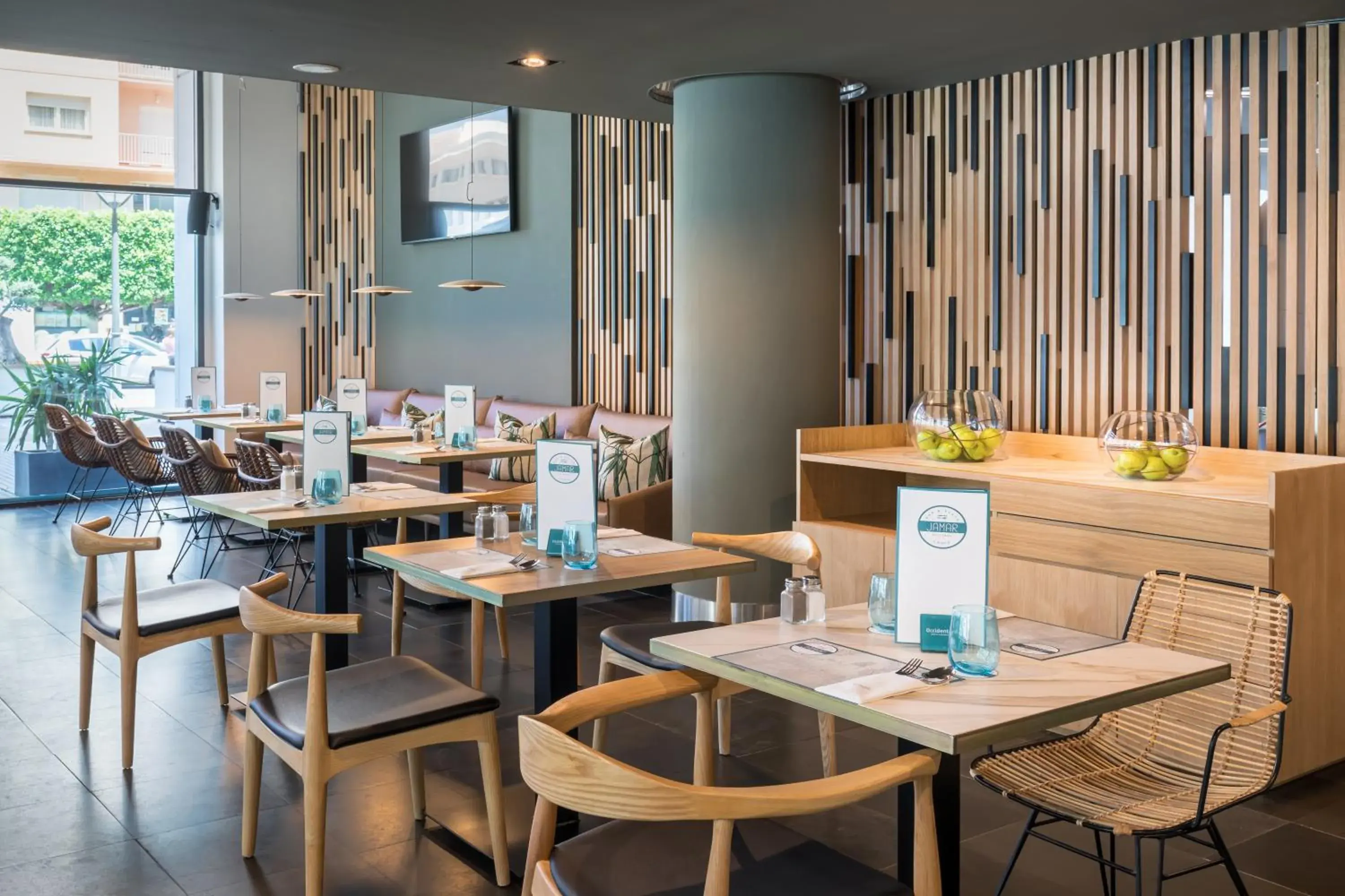 Restaurant/places to eat in Occidental Cádiz Restaurant/places to eat in Occidental Cádiz